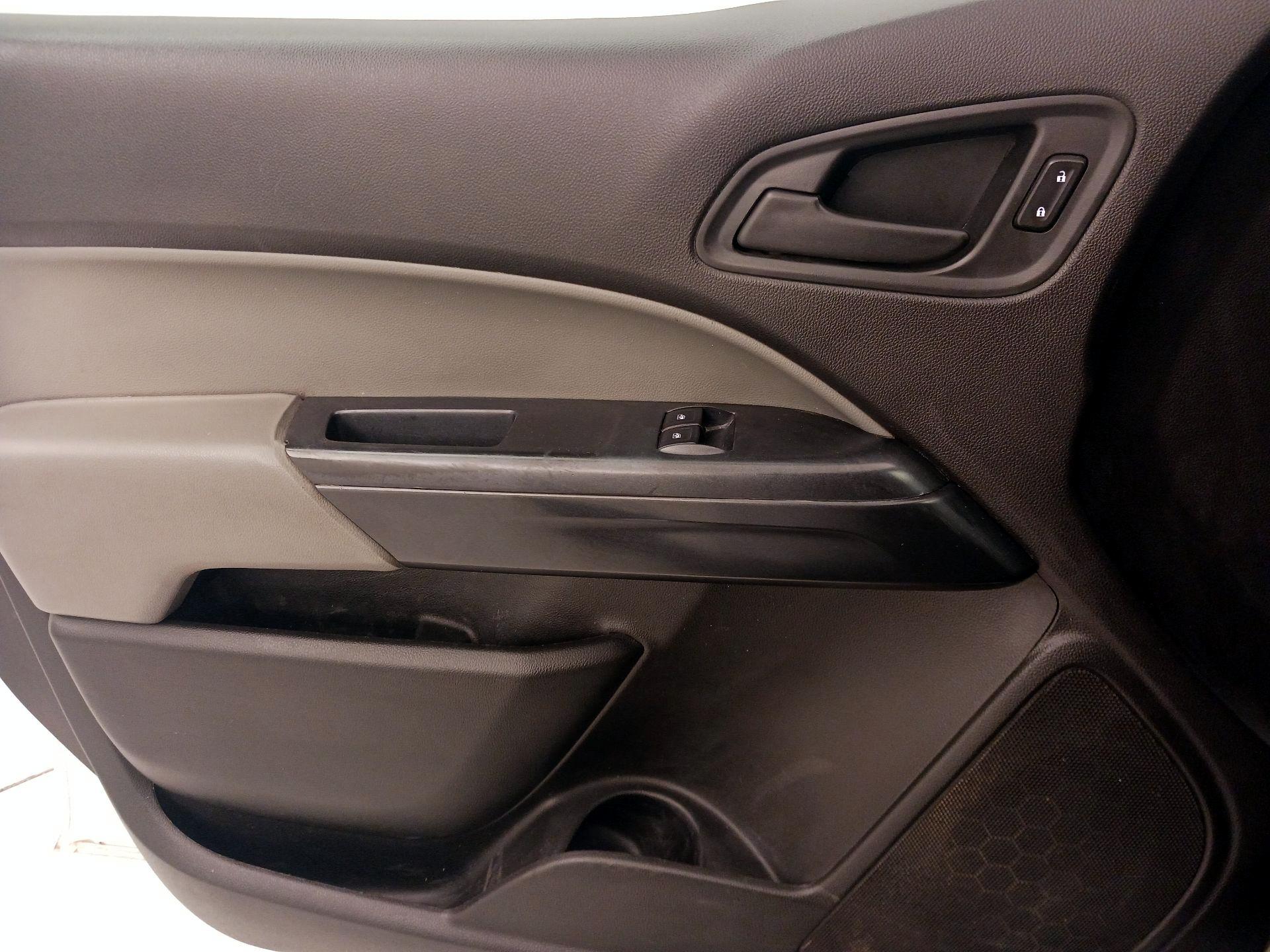 Thumbnail: 2016 Chevrolet Colorado - 12