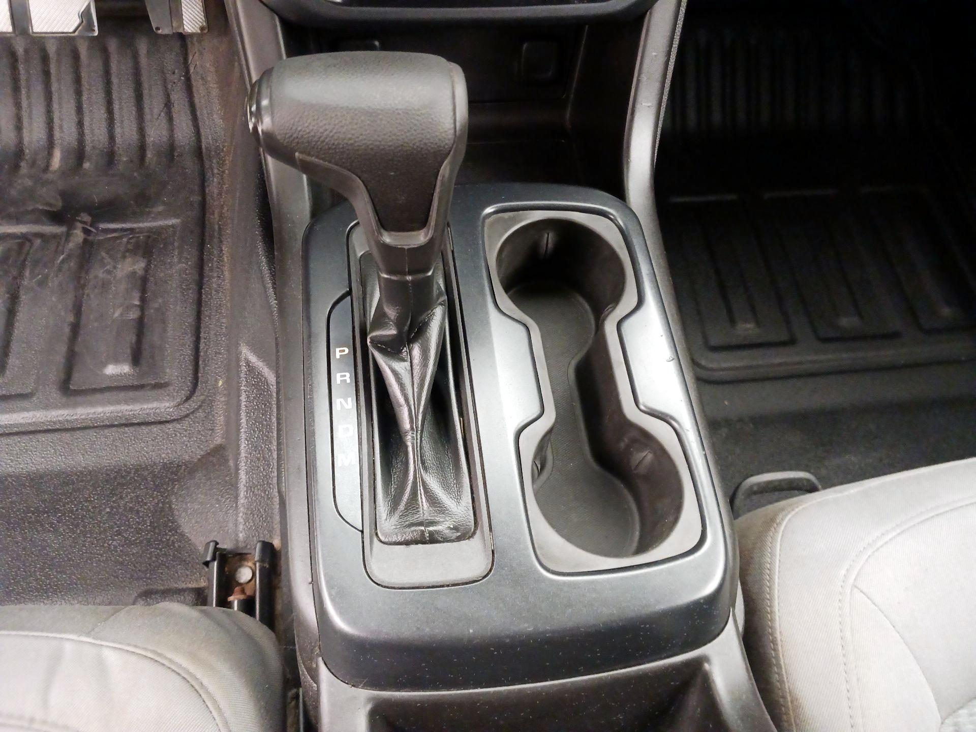 Thumbnail: 2016 Chevrolet Colorado - 17
