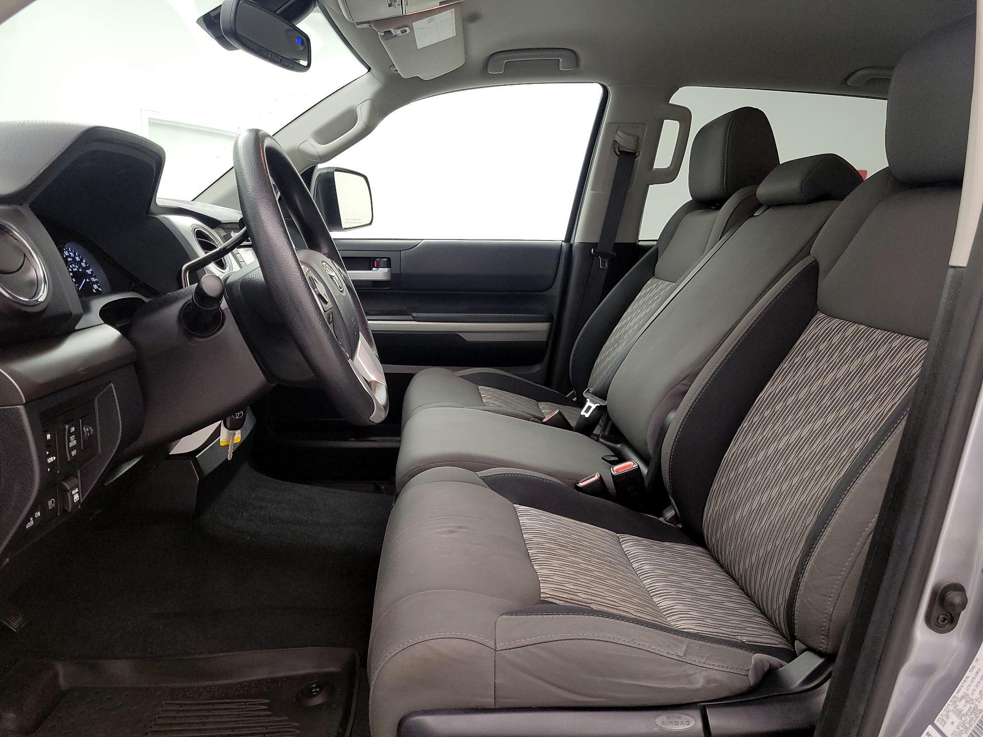 Thumbnail: 2019 Toyota Tundra - 11