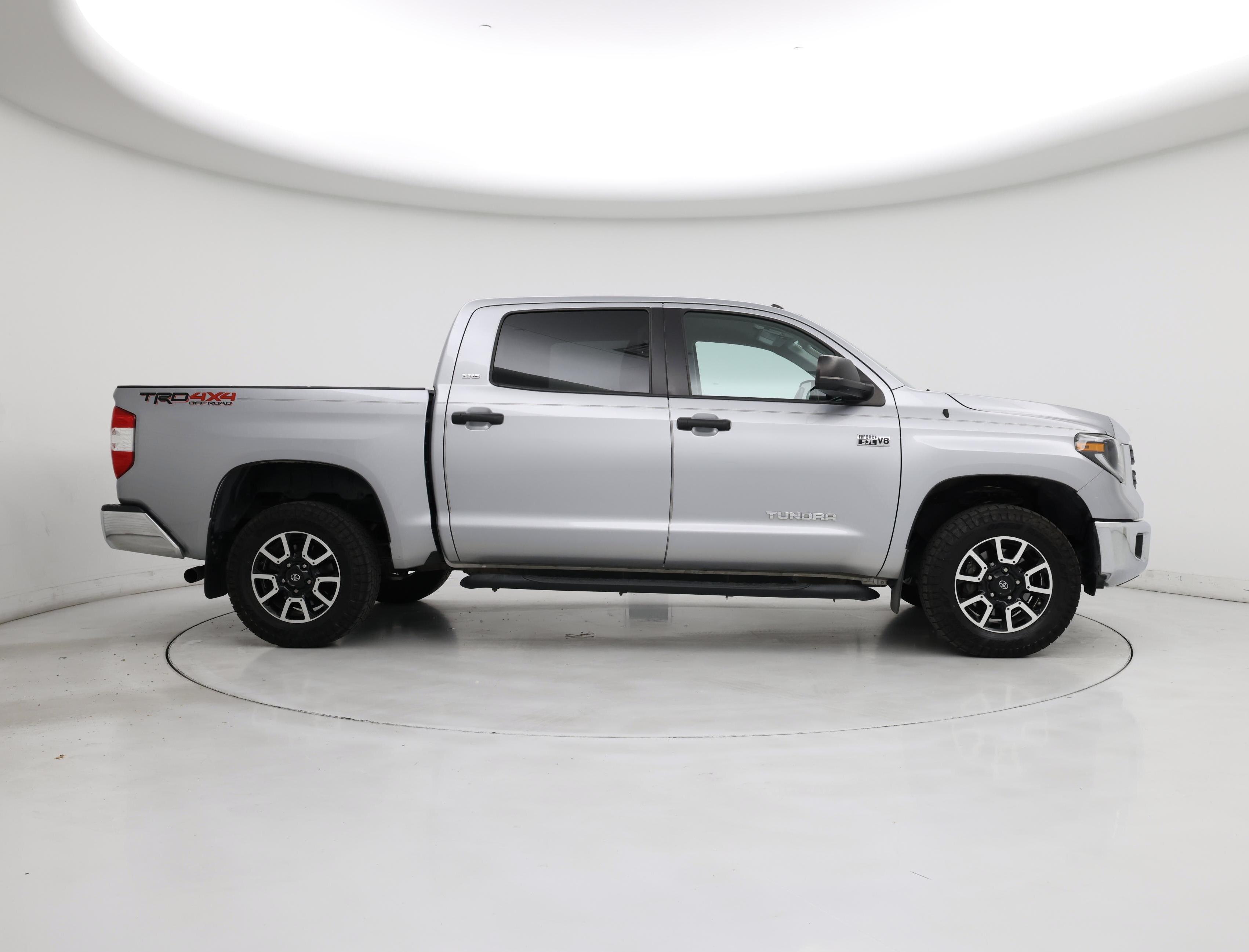Thumbnail: 2019 Toyota Tundra - 7