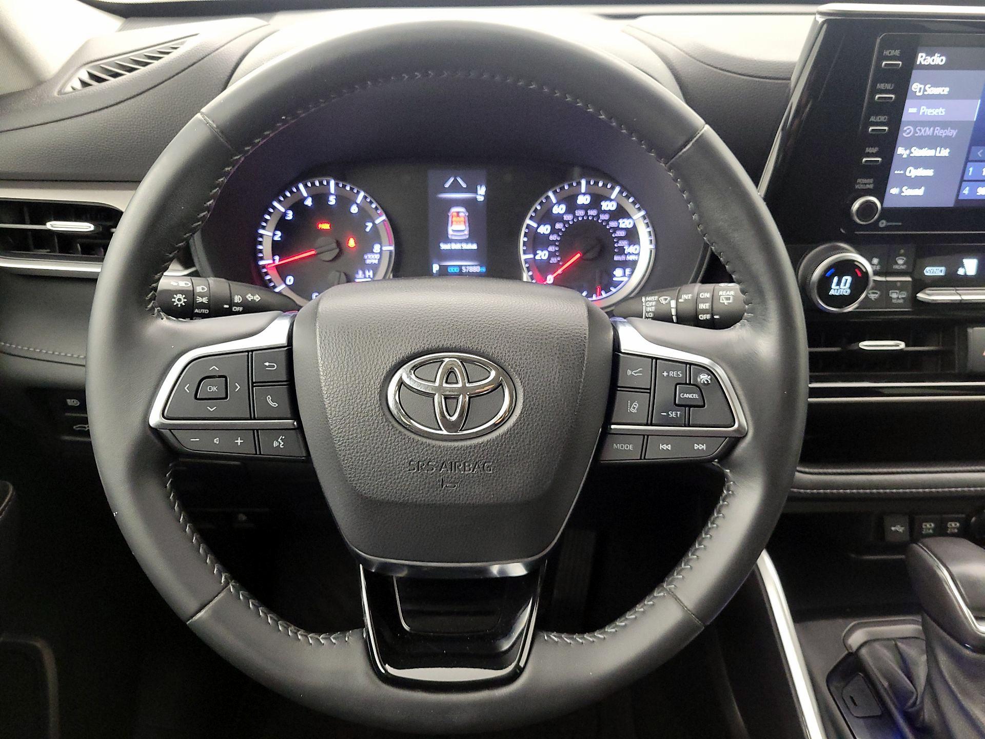 Thumbnail: 2021 Toyota Highlander - 10