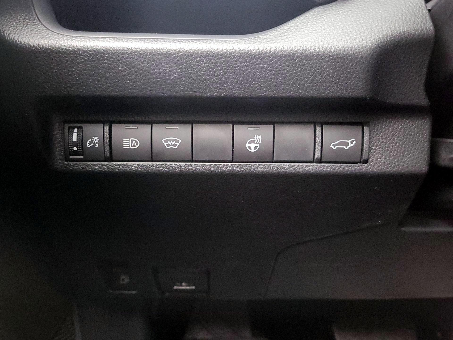 Thumbnail: 2024 Toyota RAV4 - 13