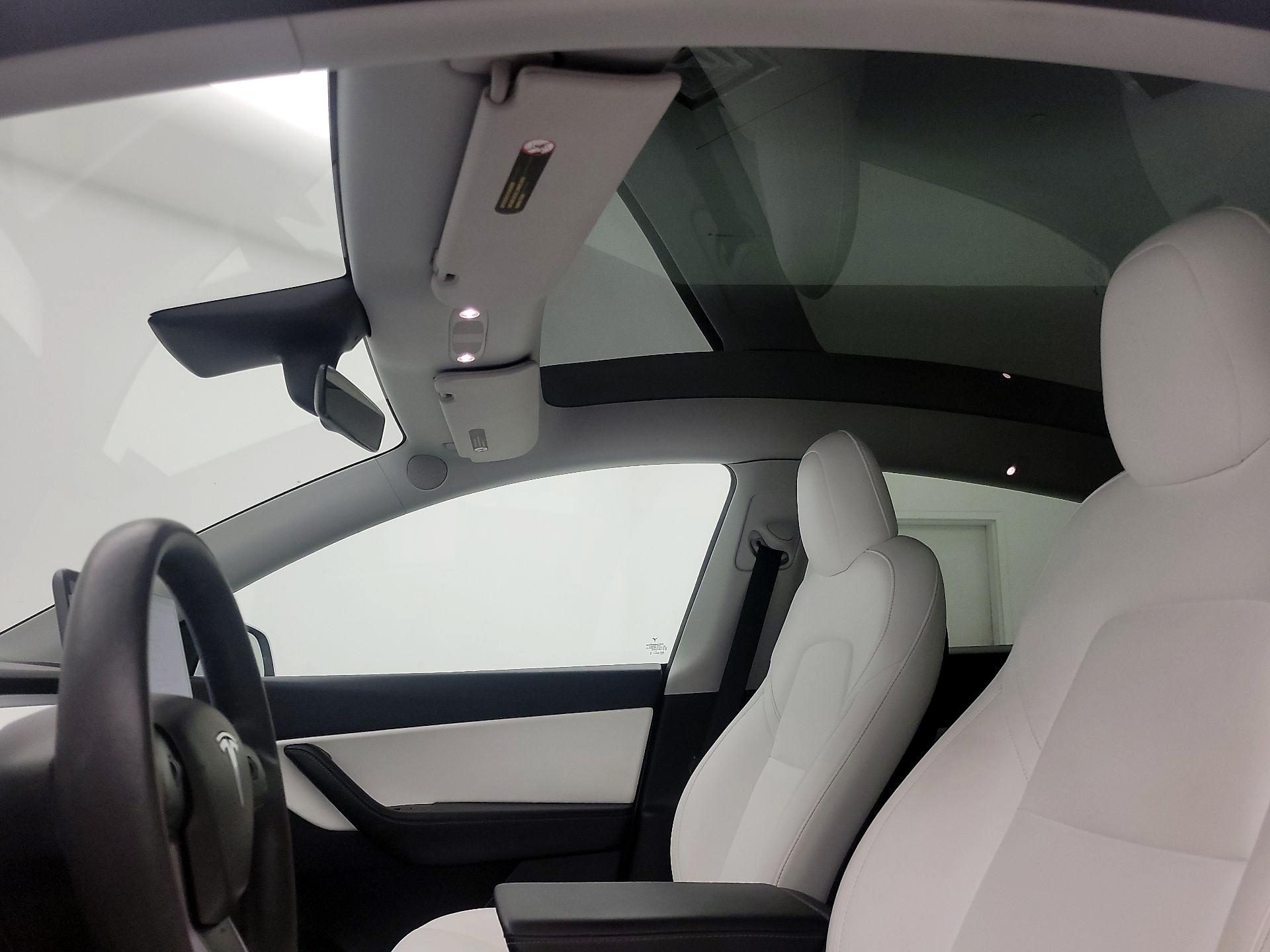 Thumbnail: 2021 Tesla Model Y - 18