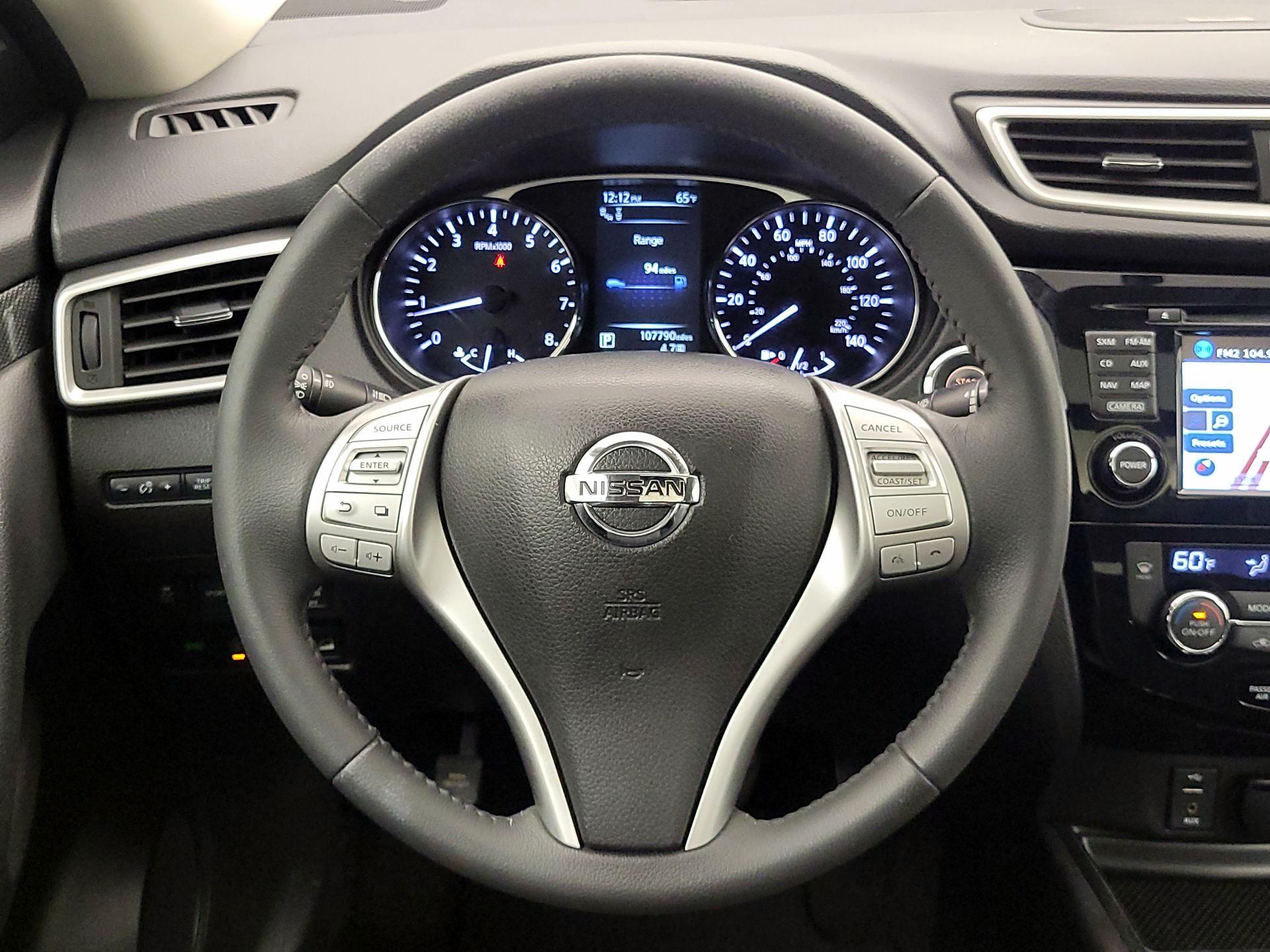 Thumbnail: 2016 Nissan Rogue - 10
