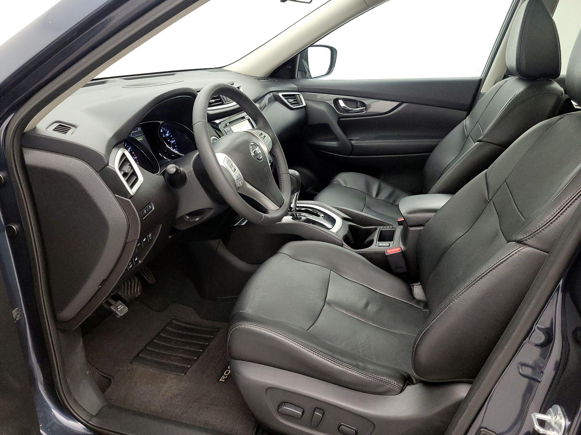 Thumbnail: 2016 Nissan Rogue - 11