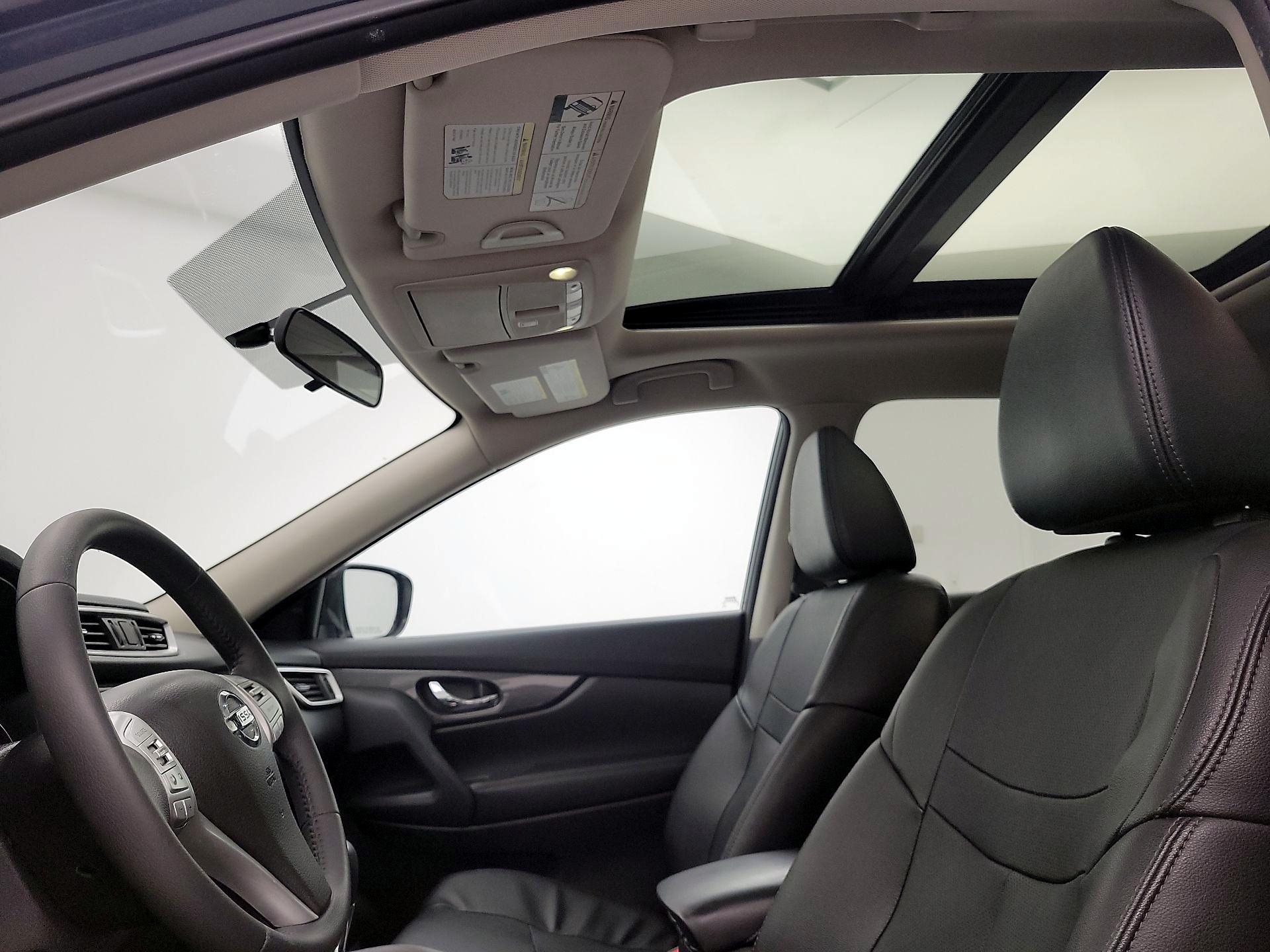 Thumbnail: 2016 Nissan Rogue - 20