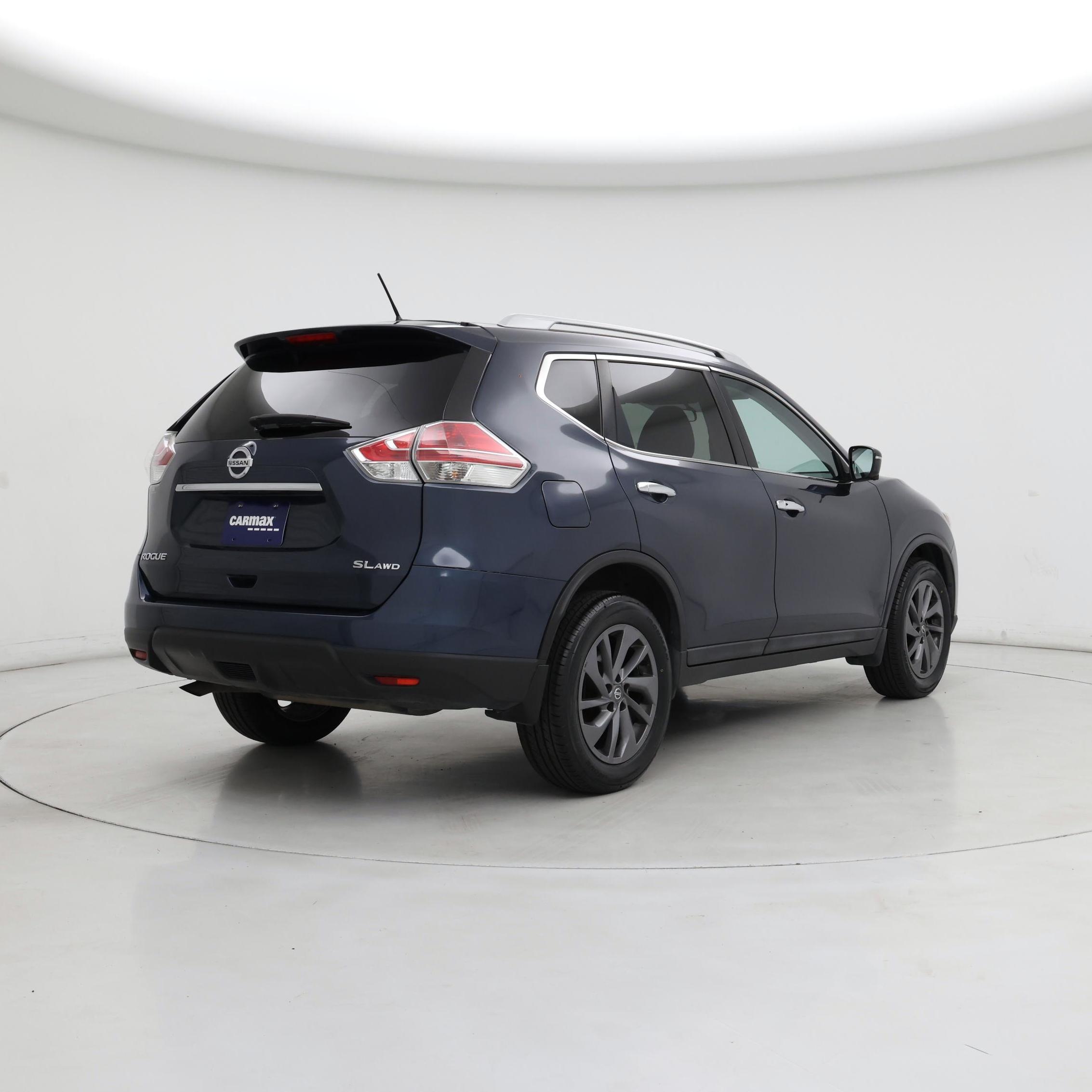 Thumbnail: 2016 Nissan Rogue - 8