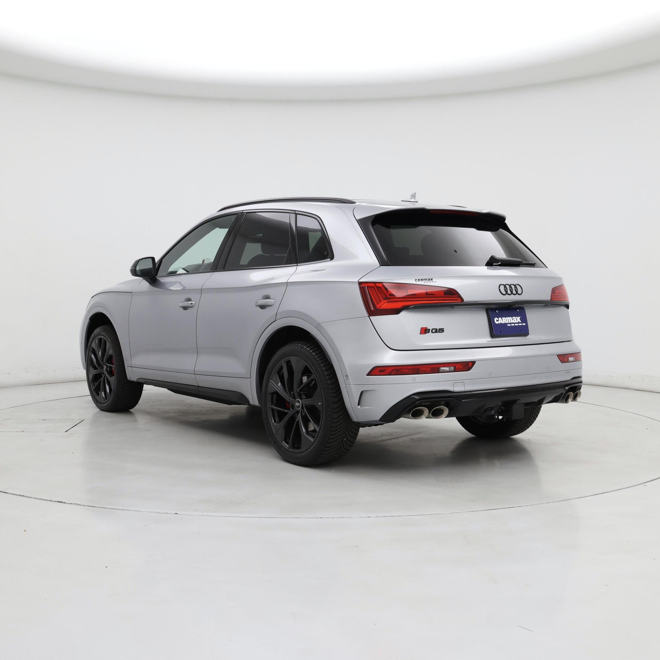 Thumbnail: 2025 Audi SQ5 - 2