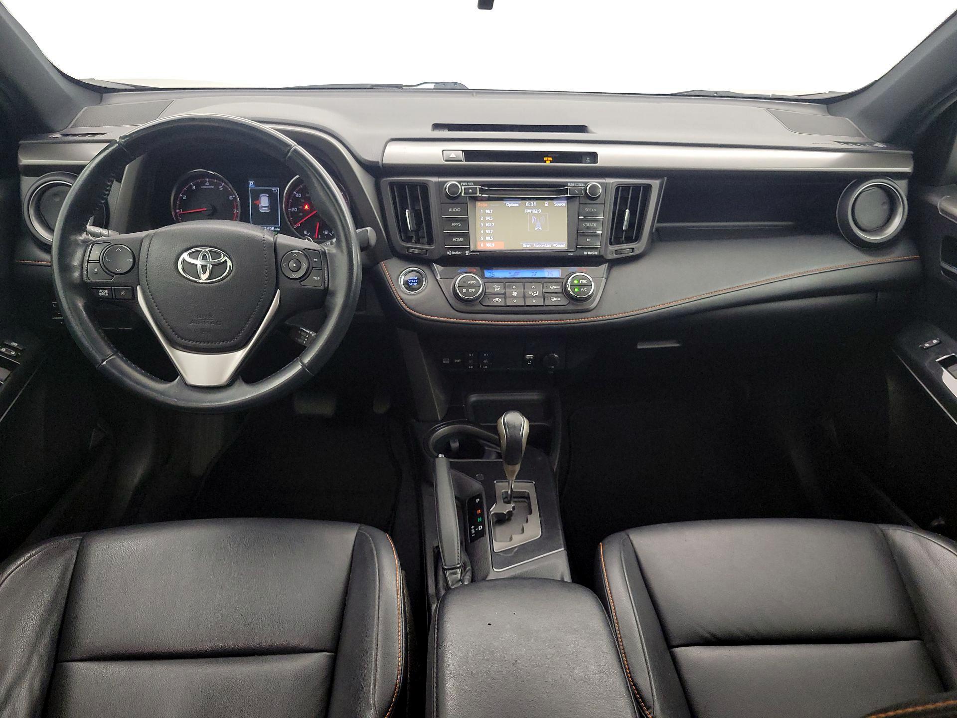 Thumbnail: 2016 Toyota RAV4 - 9