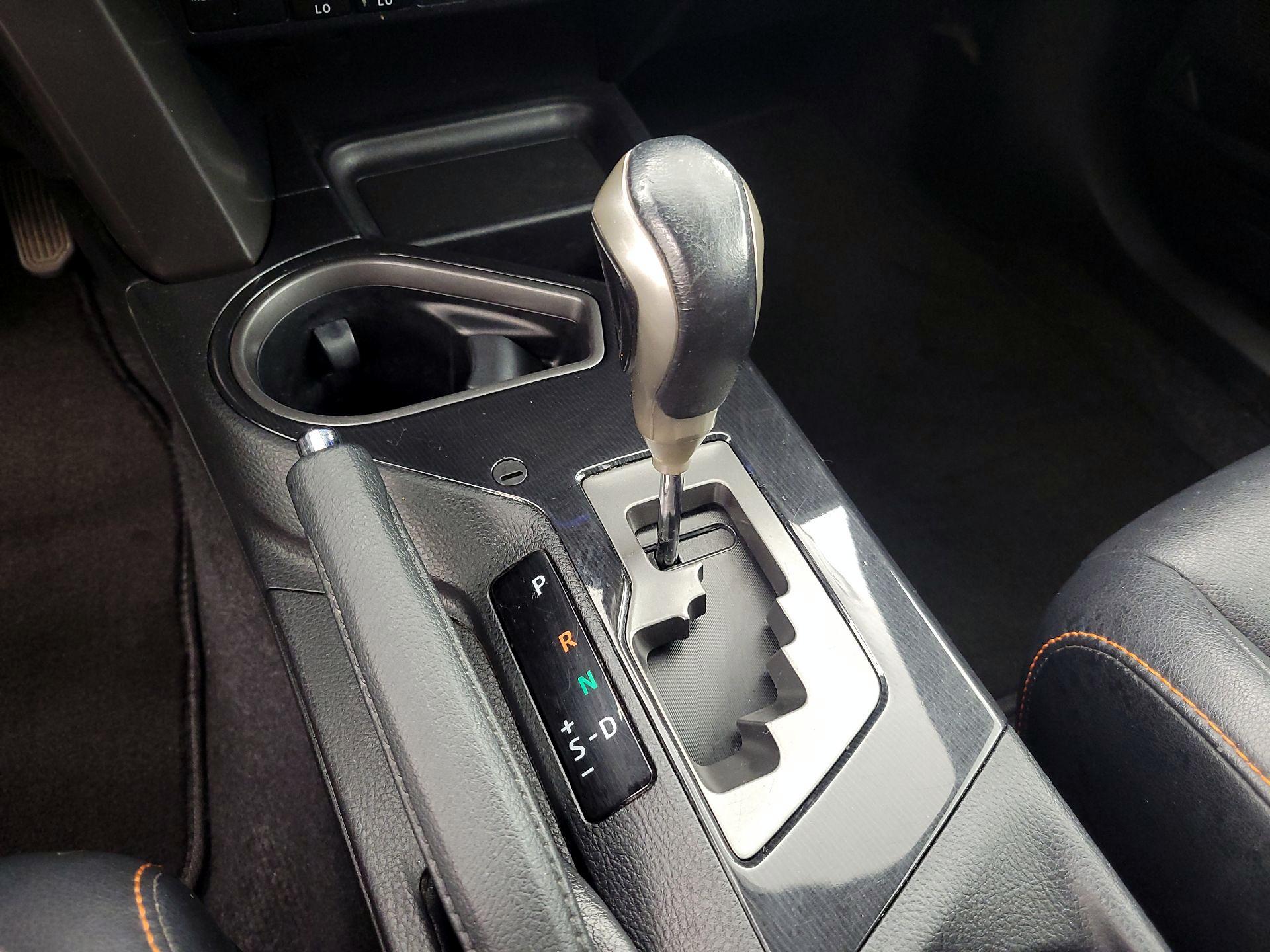 Thumbnail: 2016 Toyota RAV4 - 17