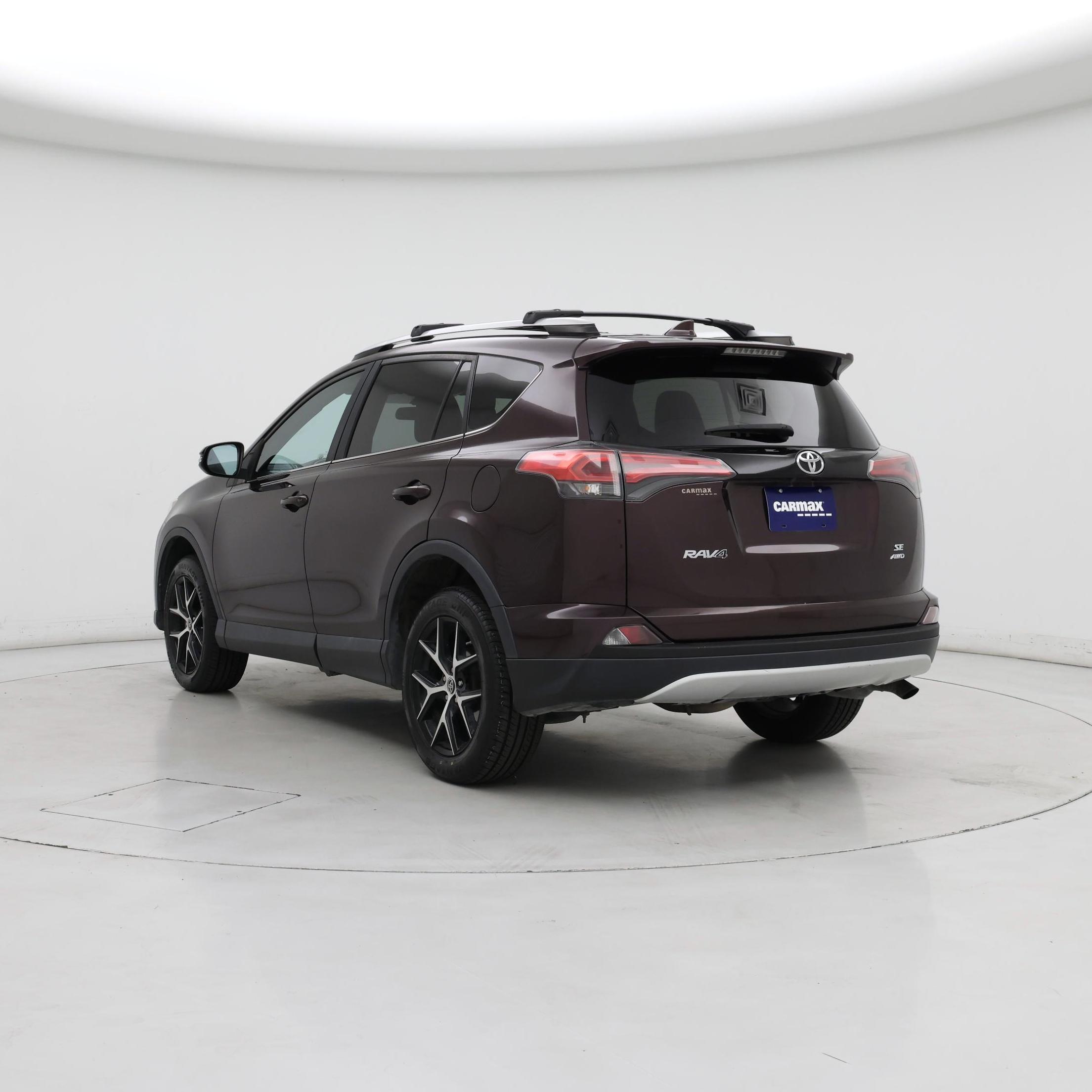 Thumbnail: 2016 Toyota RAV4 - 2