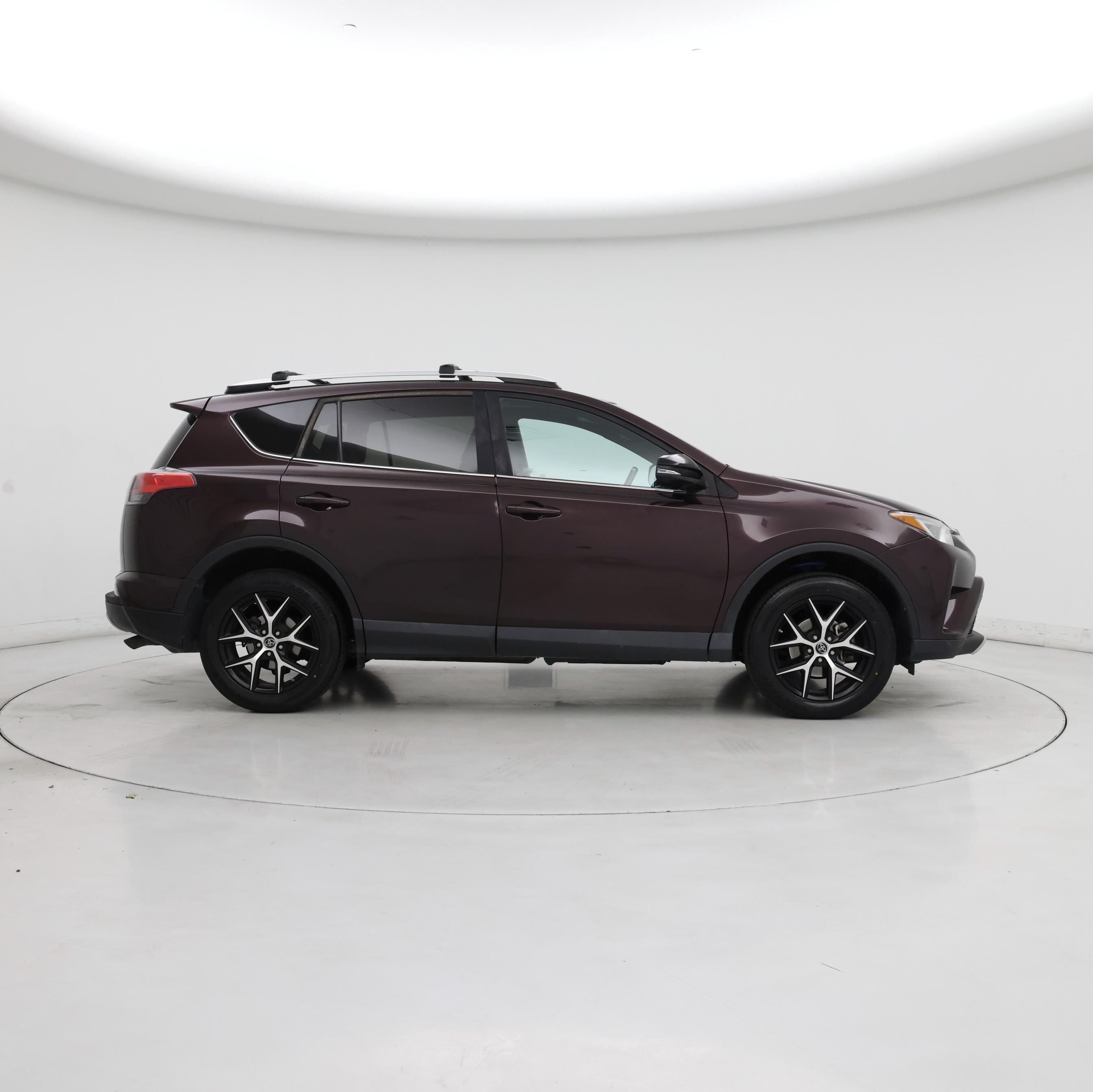 Thumbnail: 2016 Toyota RAV4 - 7