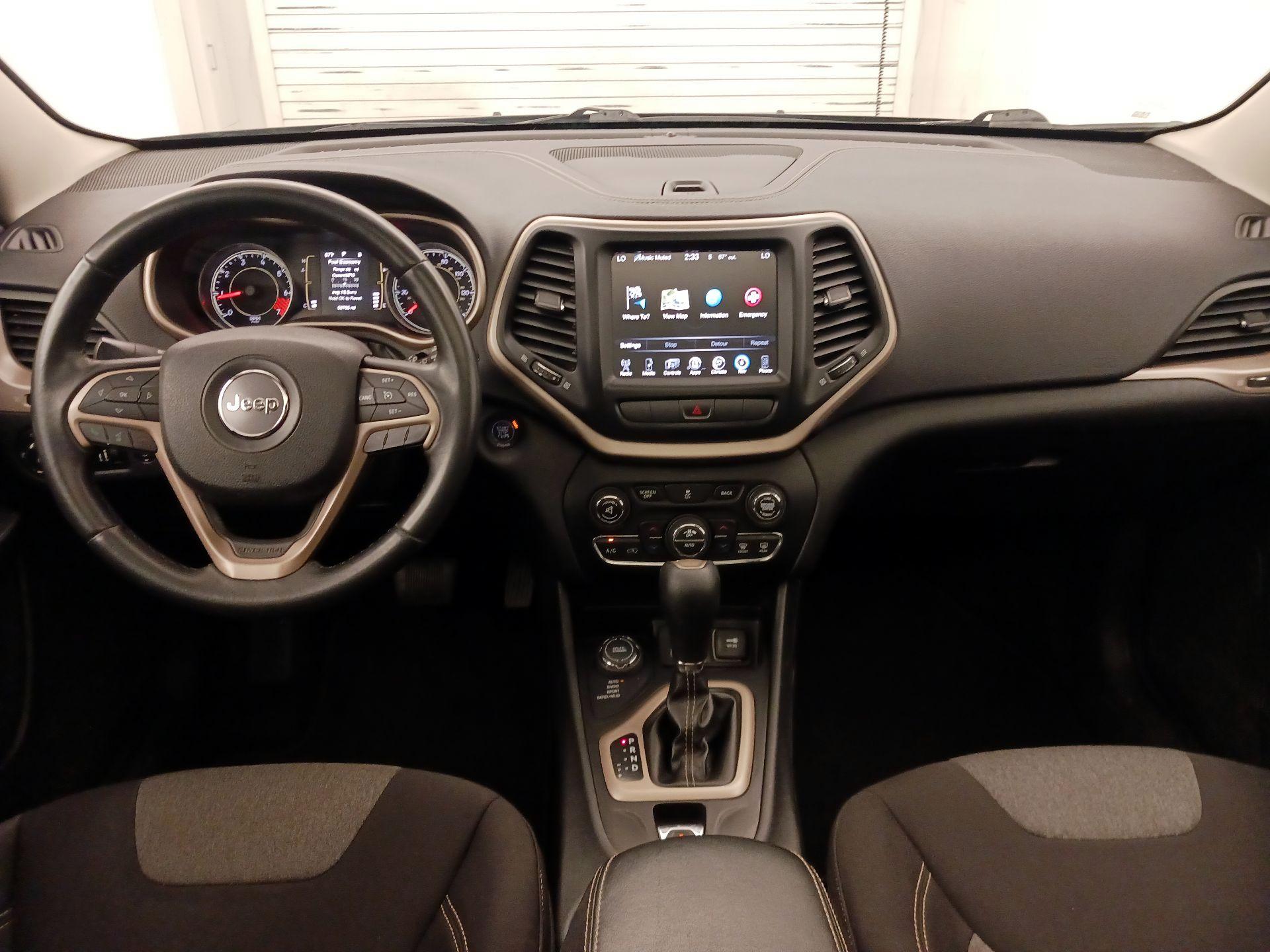 Thumbnail: 2014 Jeep Cherokee - 9