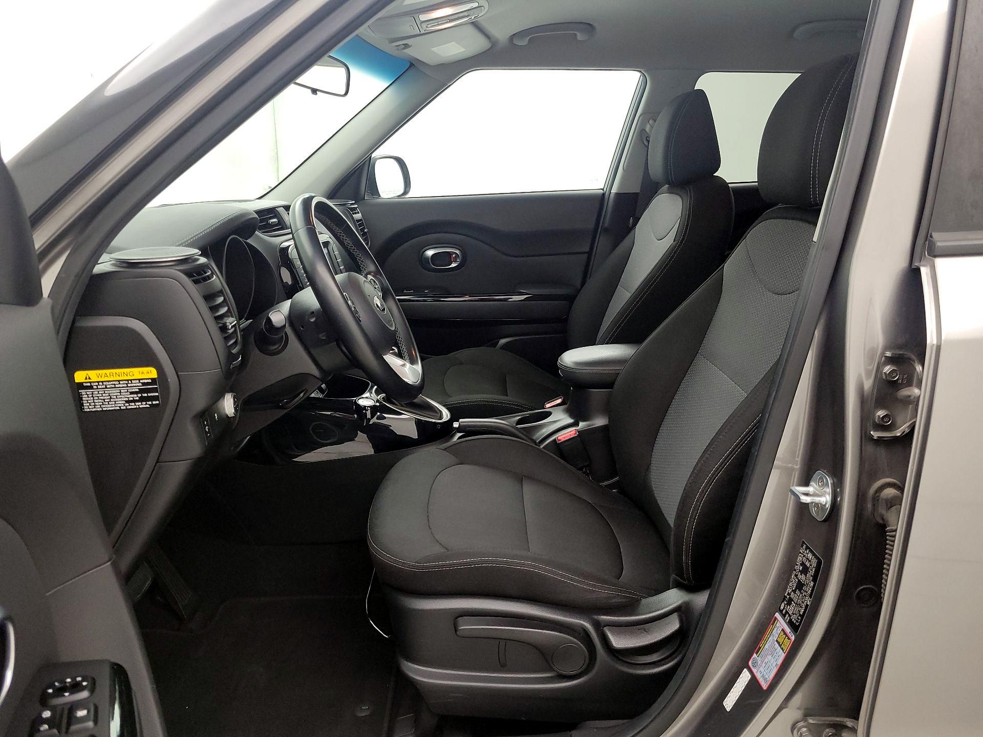 Thumbnail: 2018 Kia Soul - 11