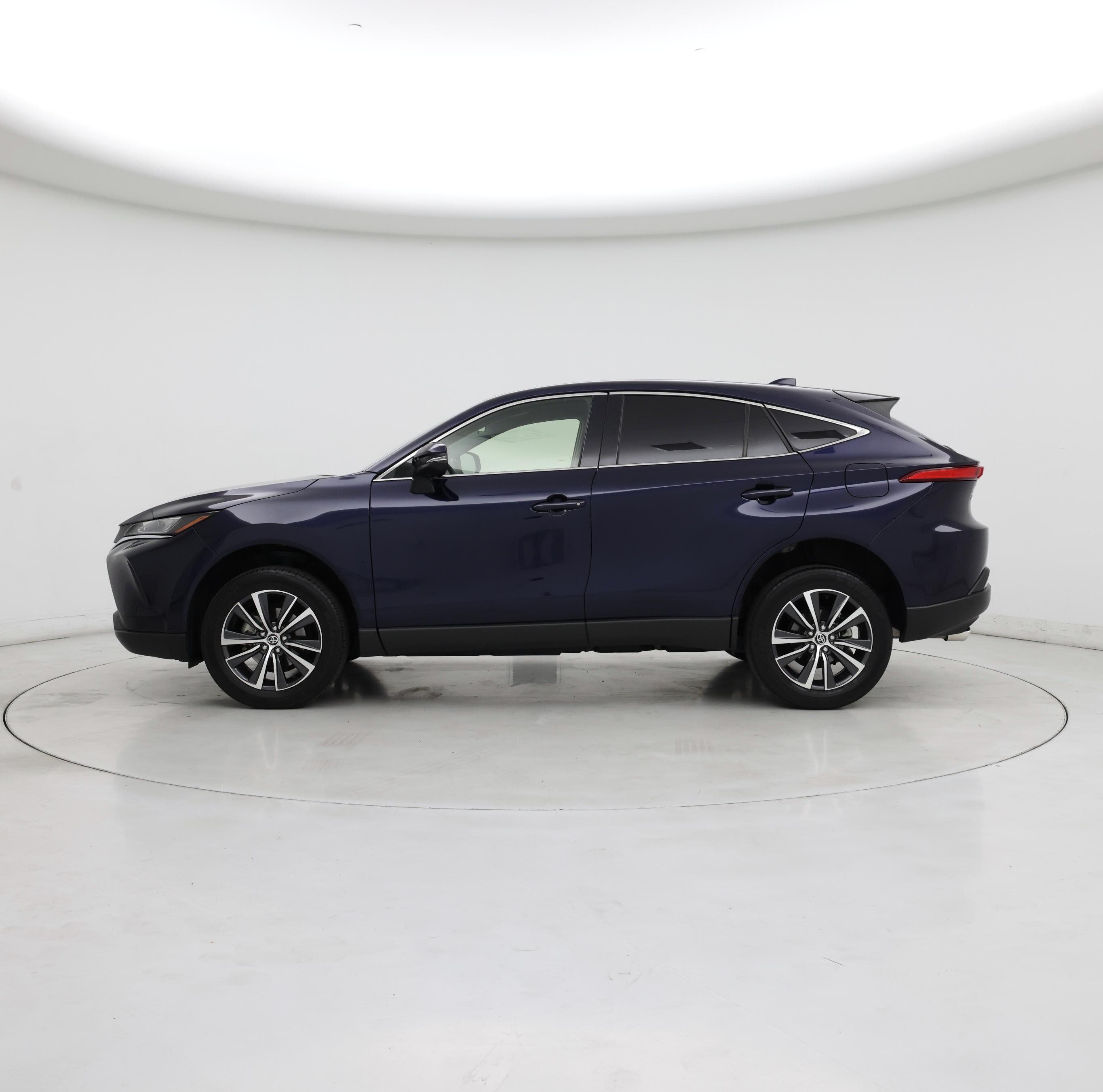 Thumbnail: 2022 Toyota Venza - 3