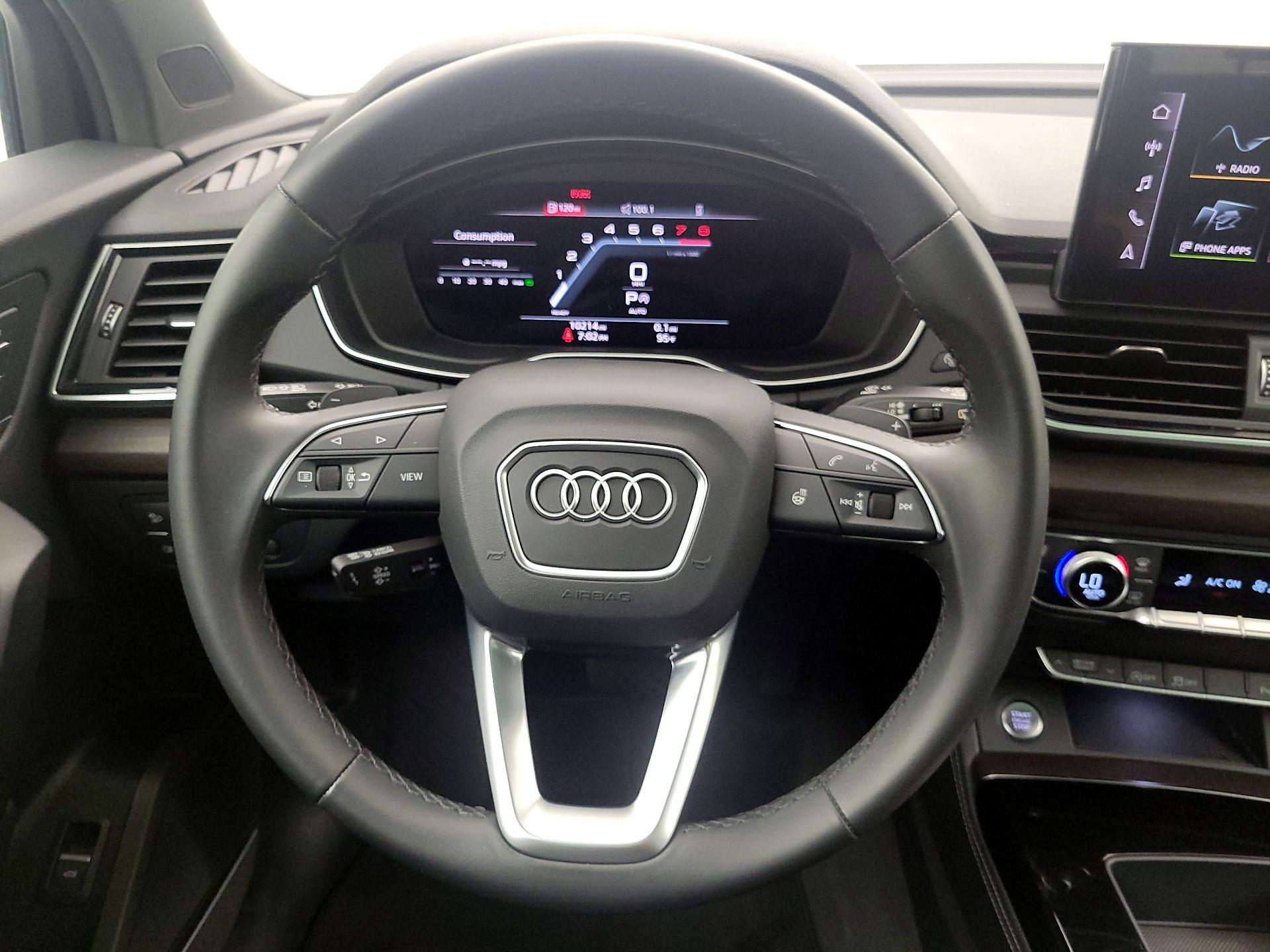 Thumbnail: 2023 Audi Q5 - 10