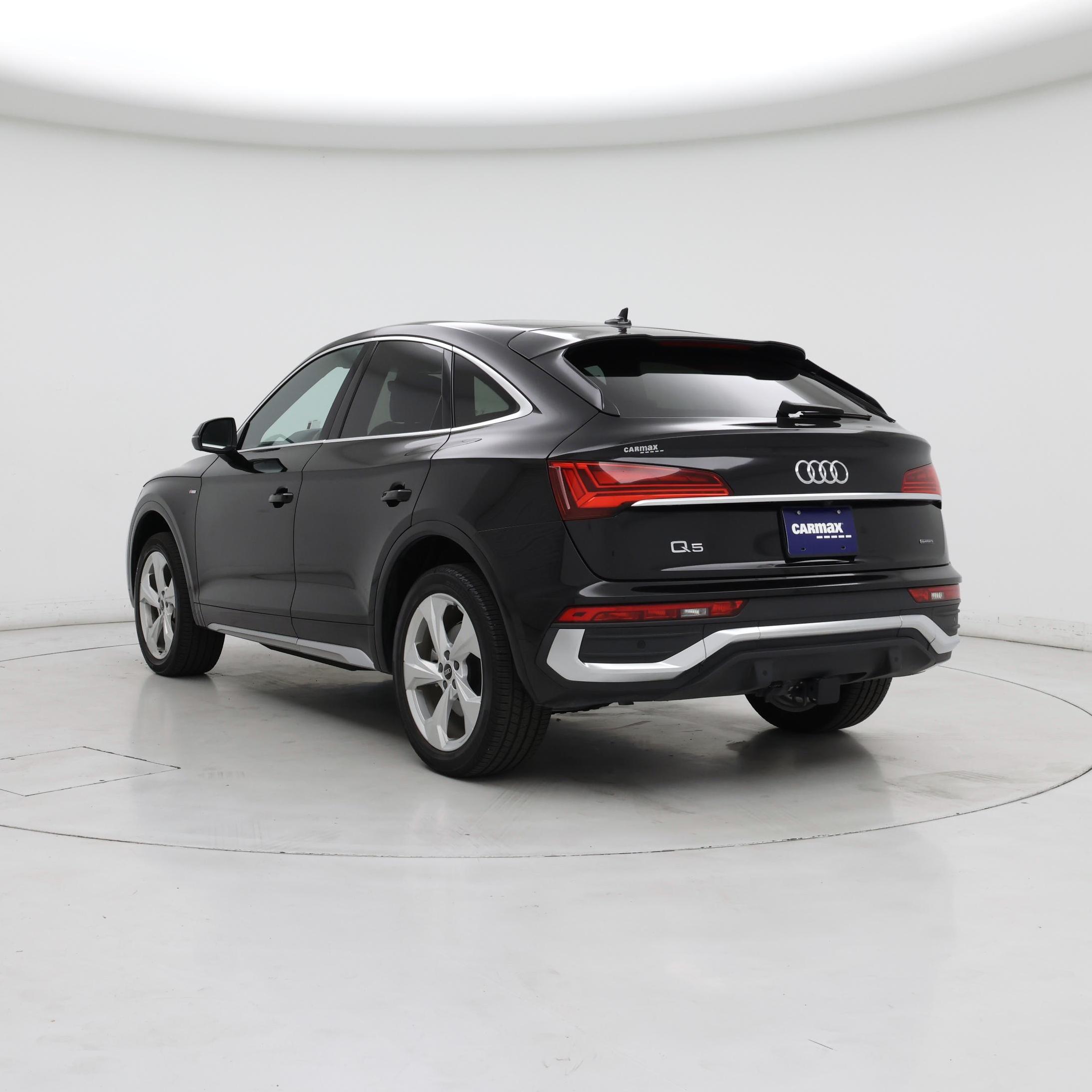 Thumbnail: 2023 Audi Q5 - 2