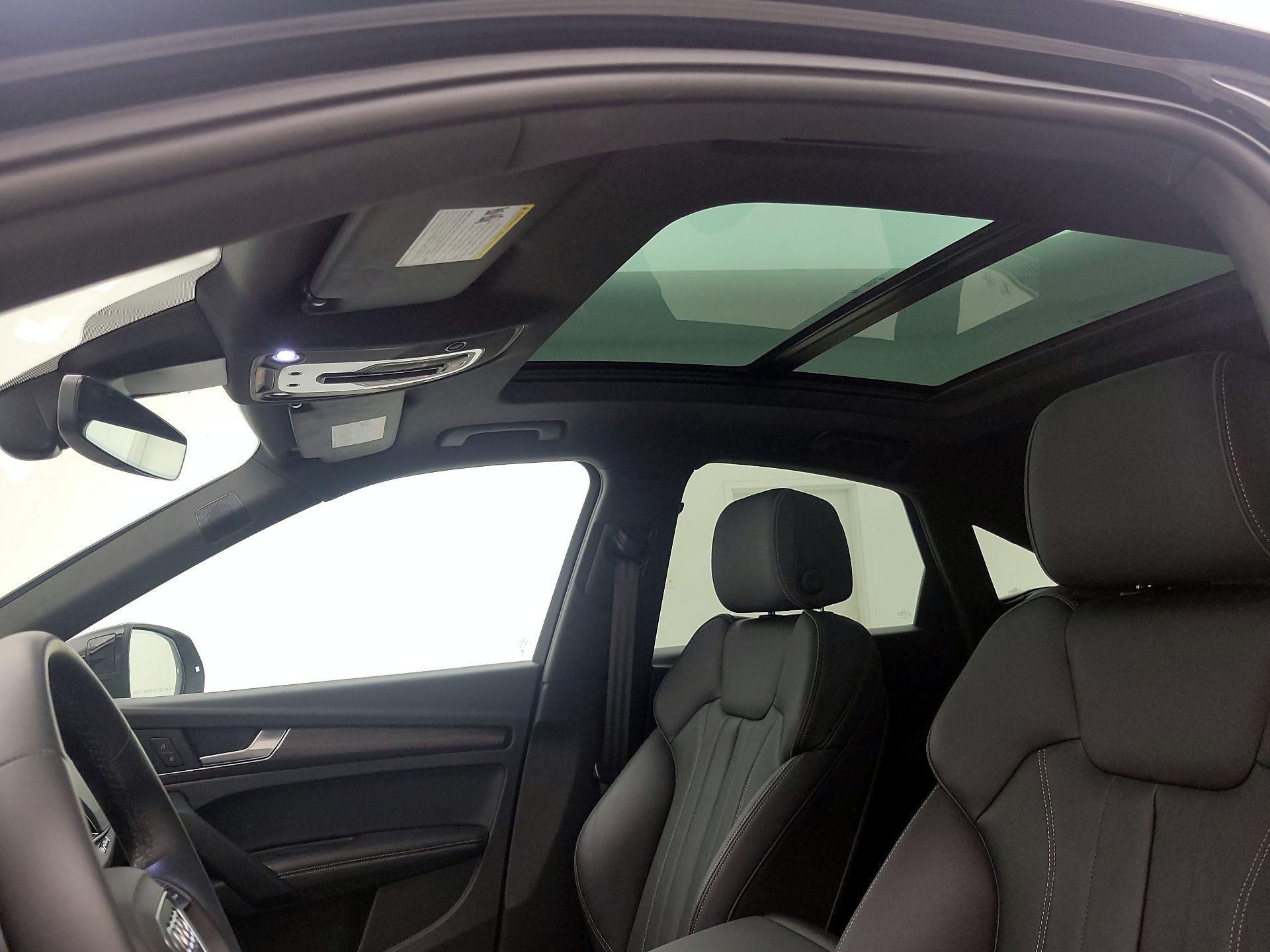 Thumbnail: 2023 Audi Q5 - 19