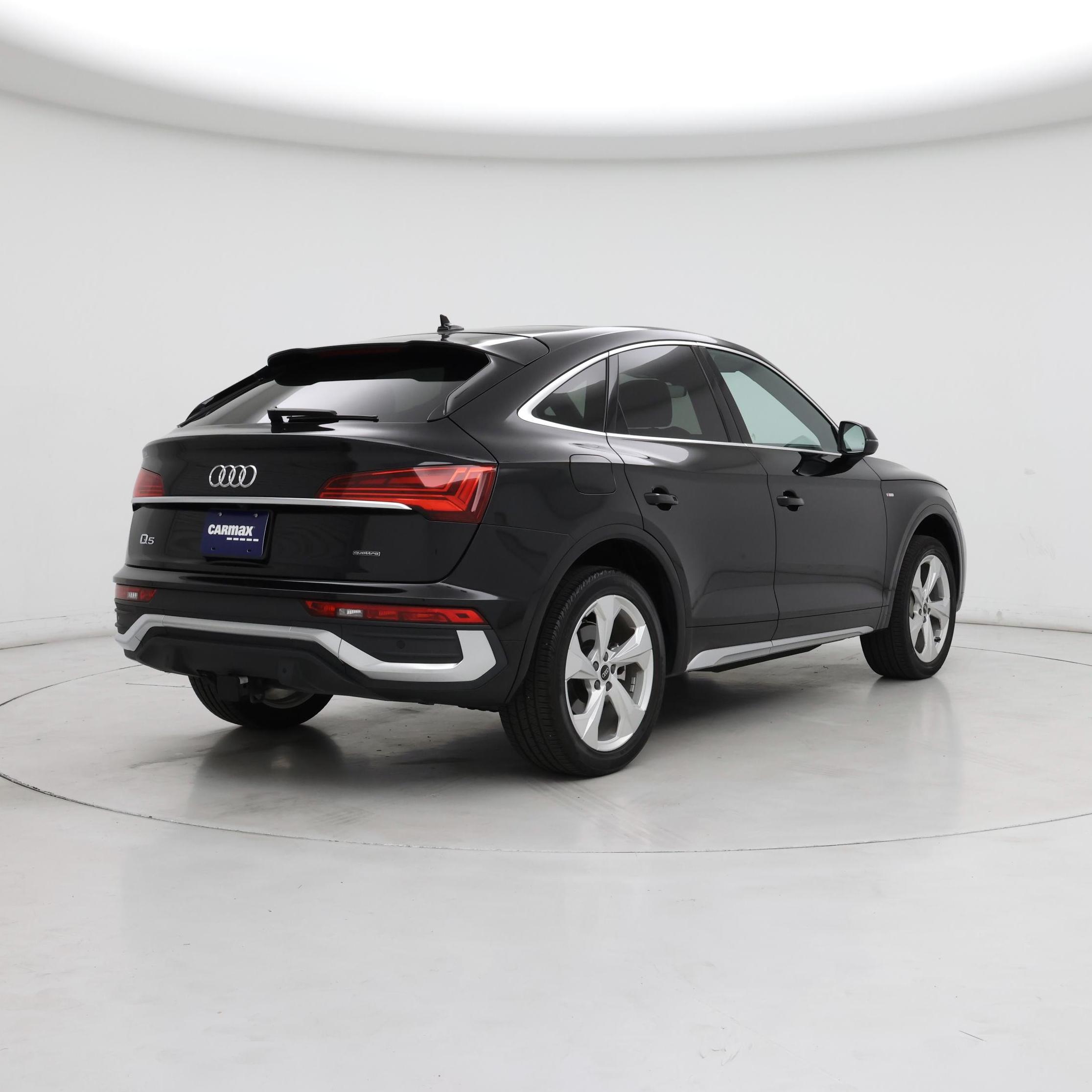 Thumbnail: 2023 Audi Q5 - 8