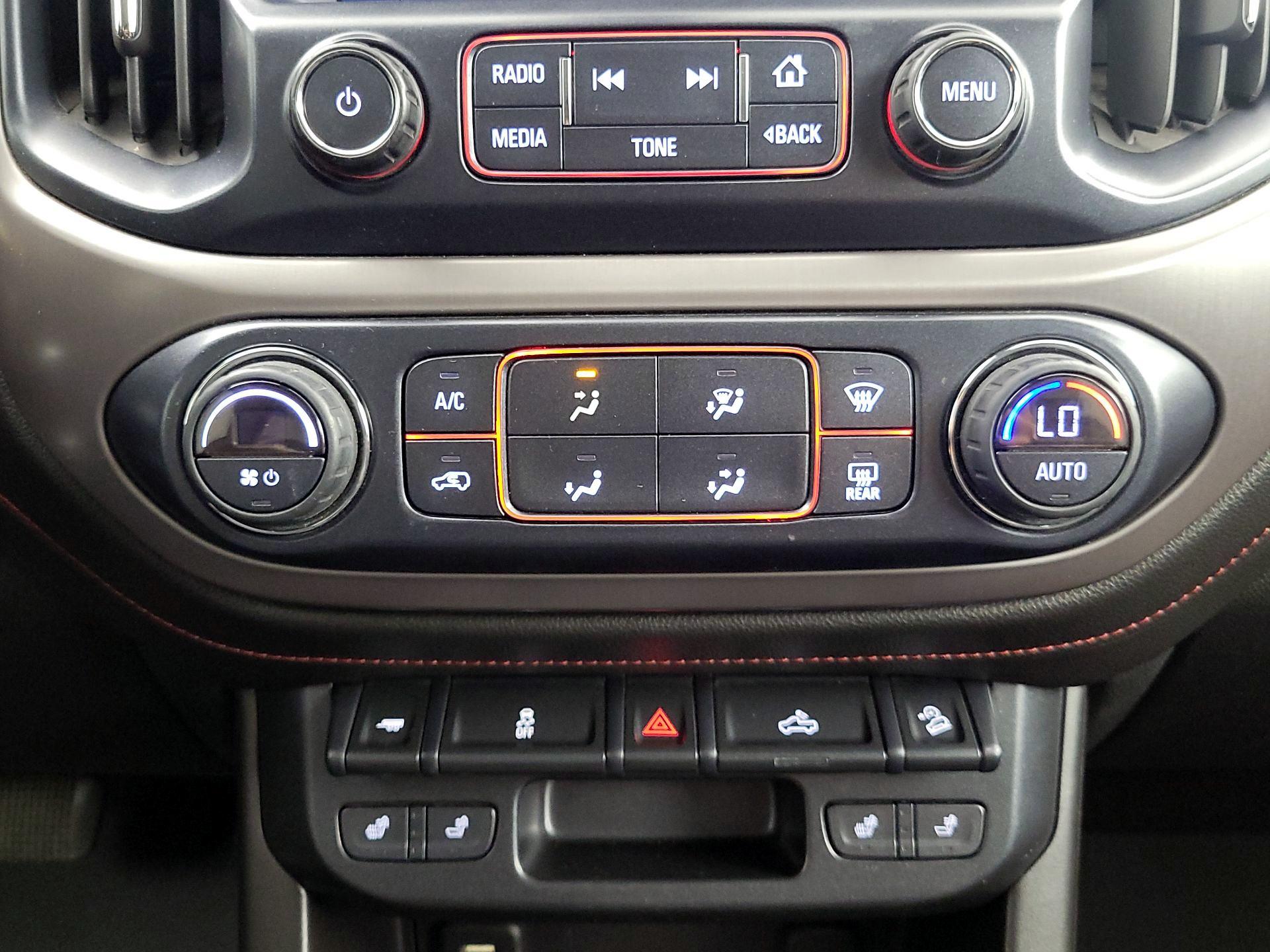 Thumbnail: 2016 GMC Canyon - 17