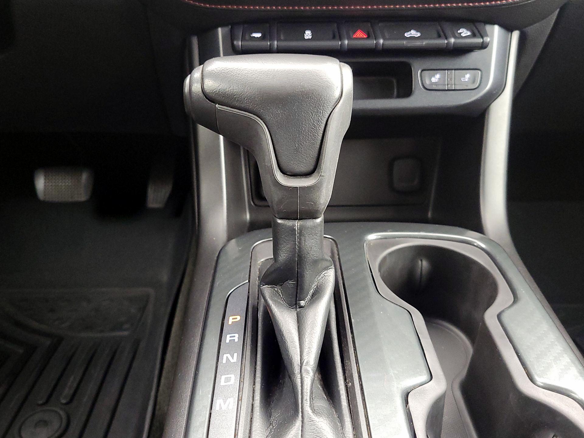 Thumbnail: 2016 GMC Canyon - 18