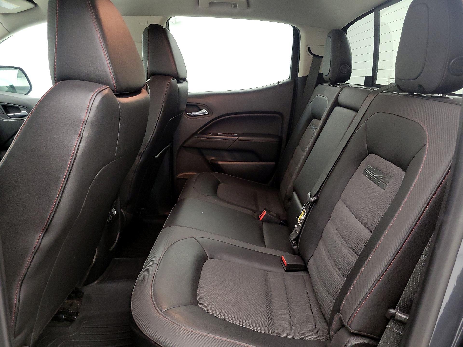 Thumbnail: 2016 GMC Canyon - 19