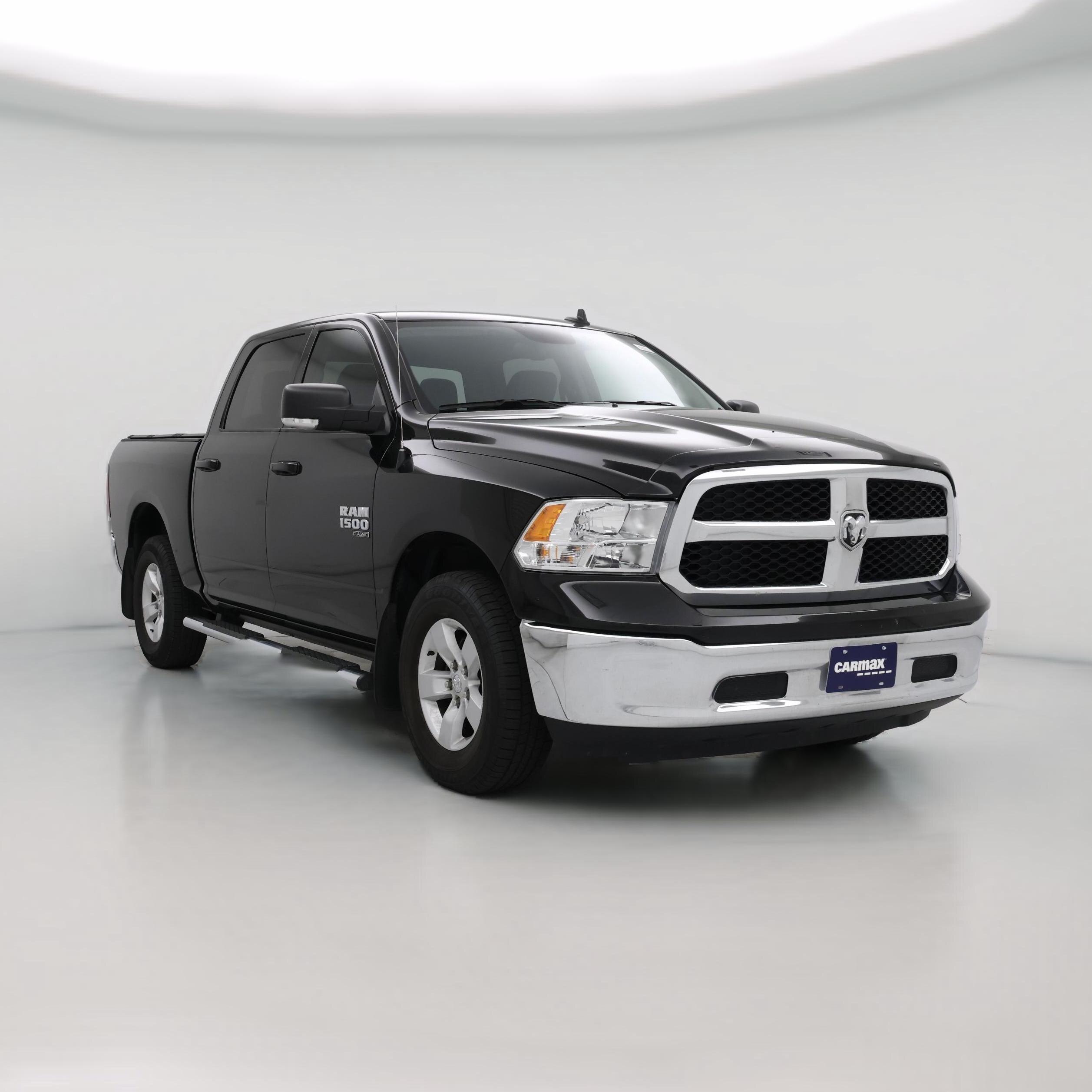 Thumbnail: 2021 RAM 1500 Classic - 1