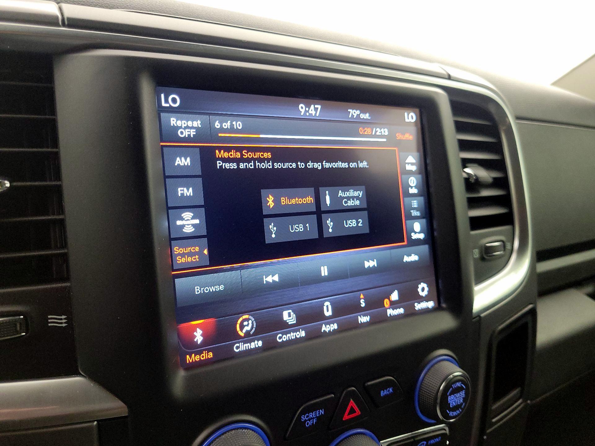 Thumbnail: 2021 RAM 1500 Classic - 15
