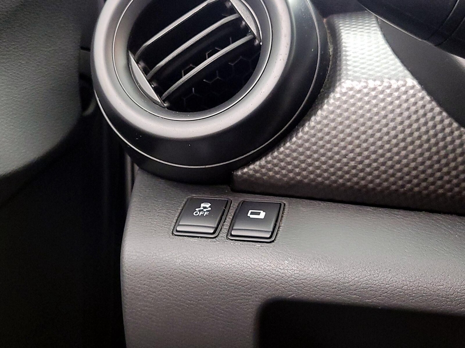 2019 Nissan Kicks S - Photo 14