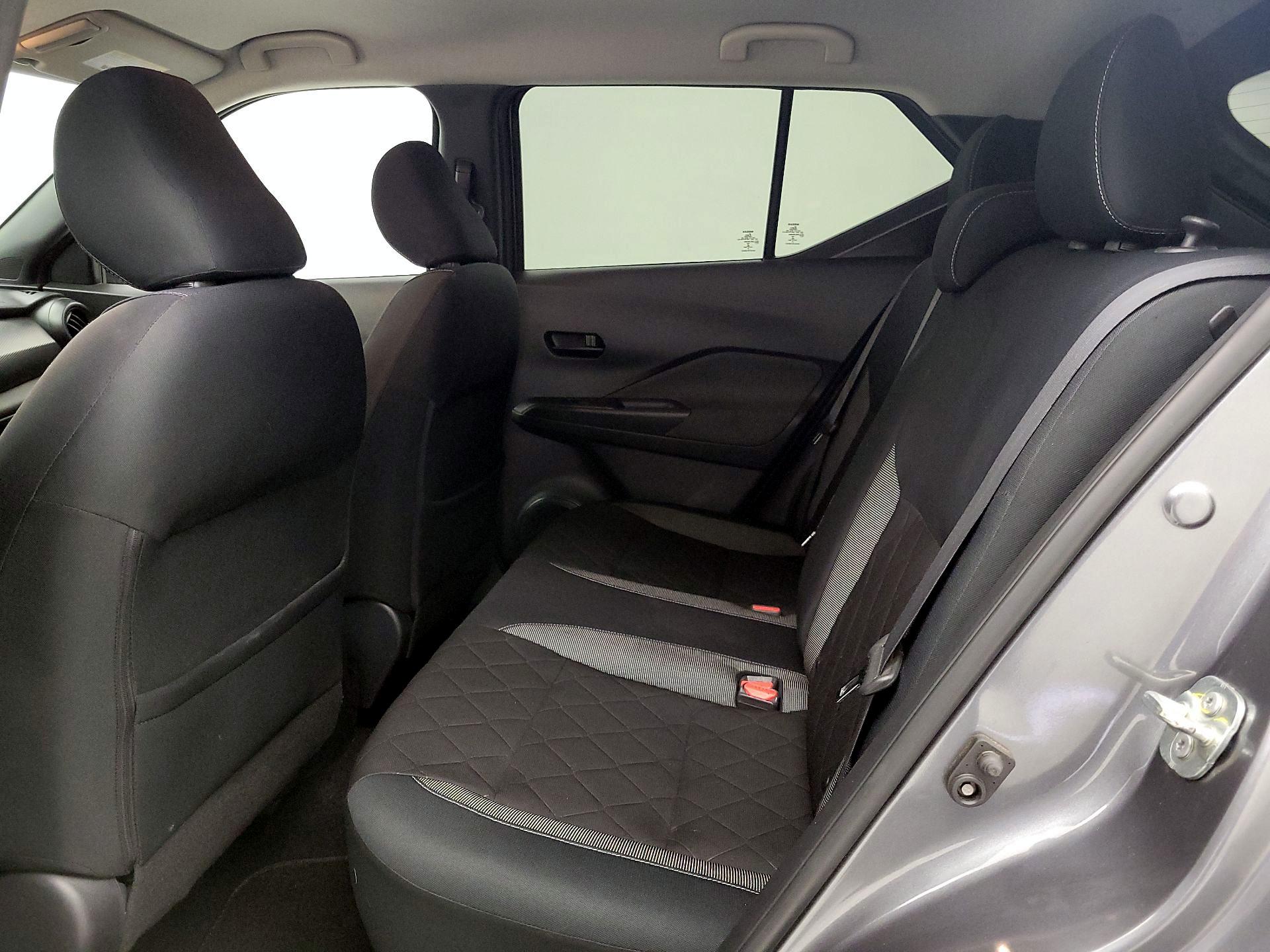 Thumbnail: 2019 Nissan Kicks - 19