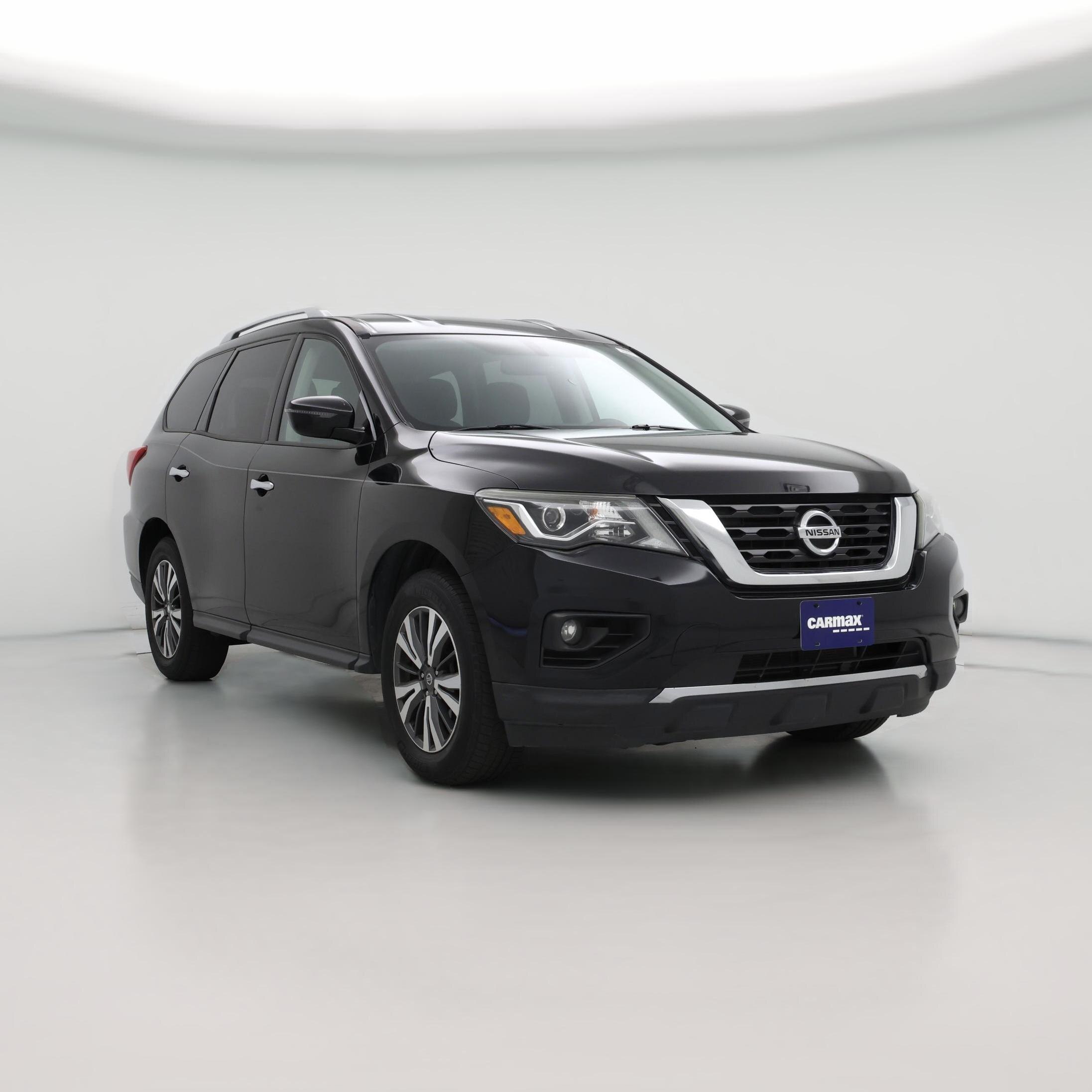 Thumbnail: 2017 Nissan Pathfinder - 1