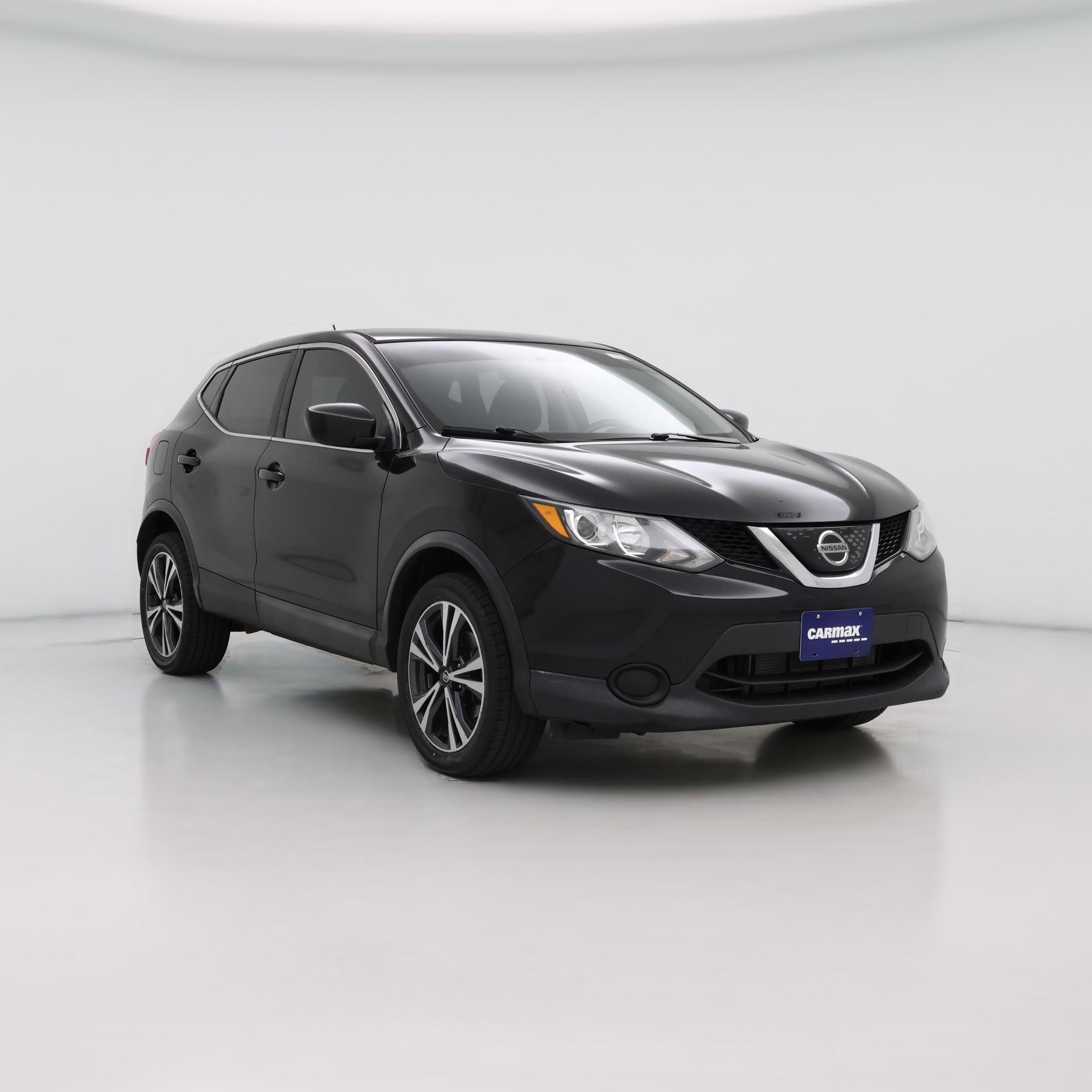 Thumbnail: 2018 Nissan Rogue Sport - 1