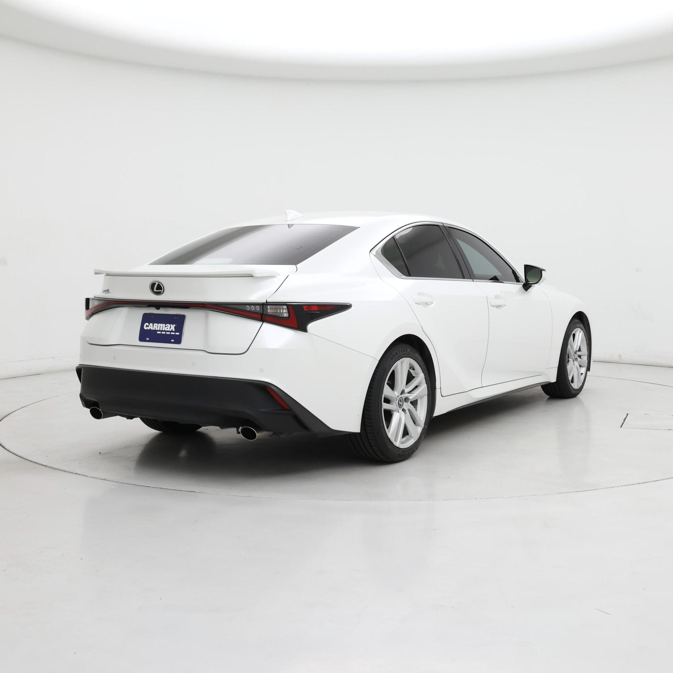 Thumbnail: 2021 Lexus IS - 8