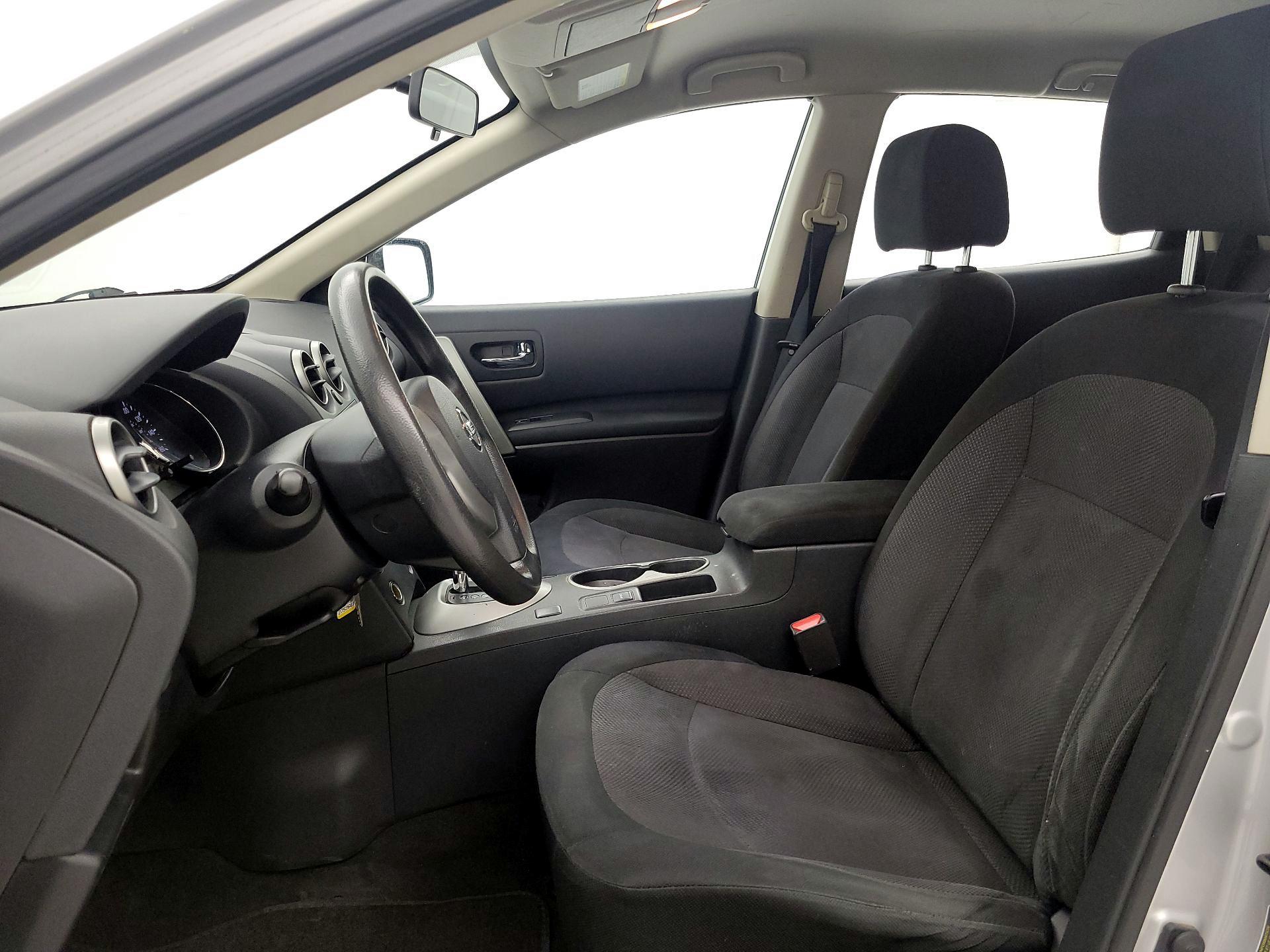 Thumbnail: 2013 Nissan Rogue - 11
