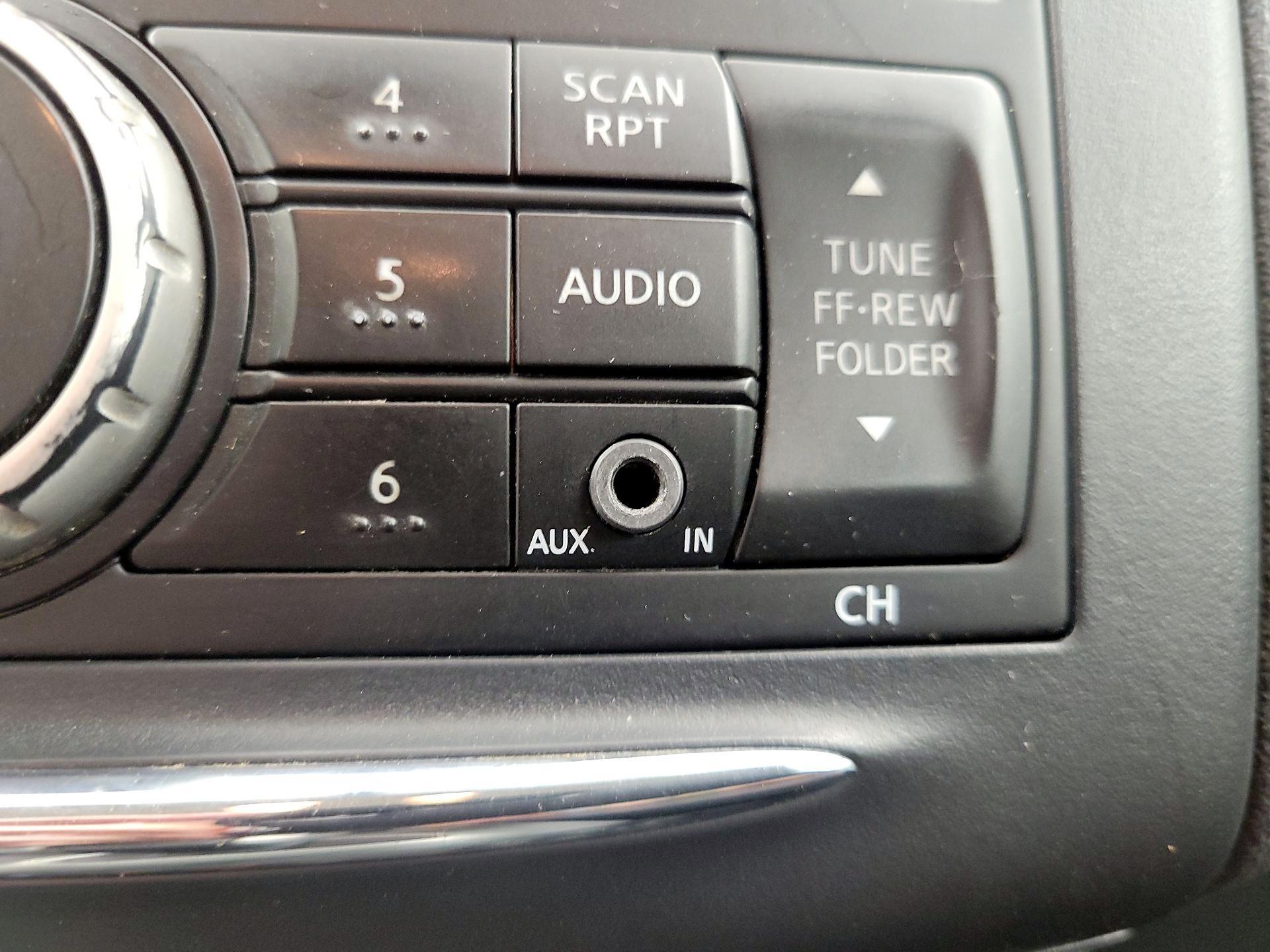 Thumbnail: 2013 Nissan Rogue - 17