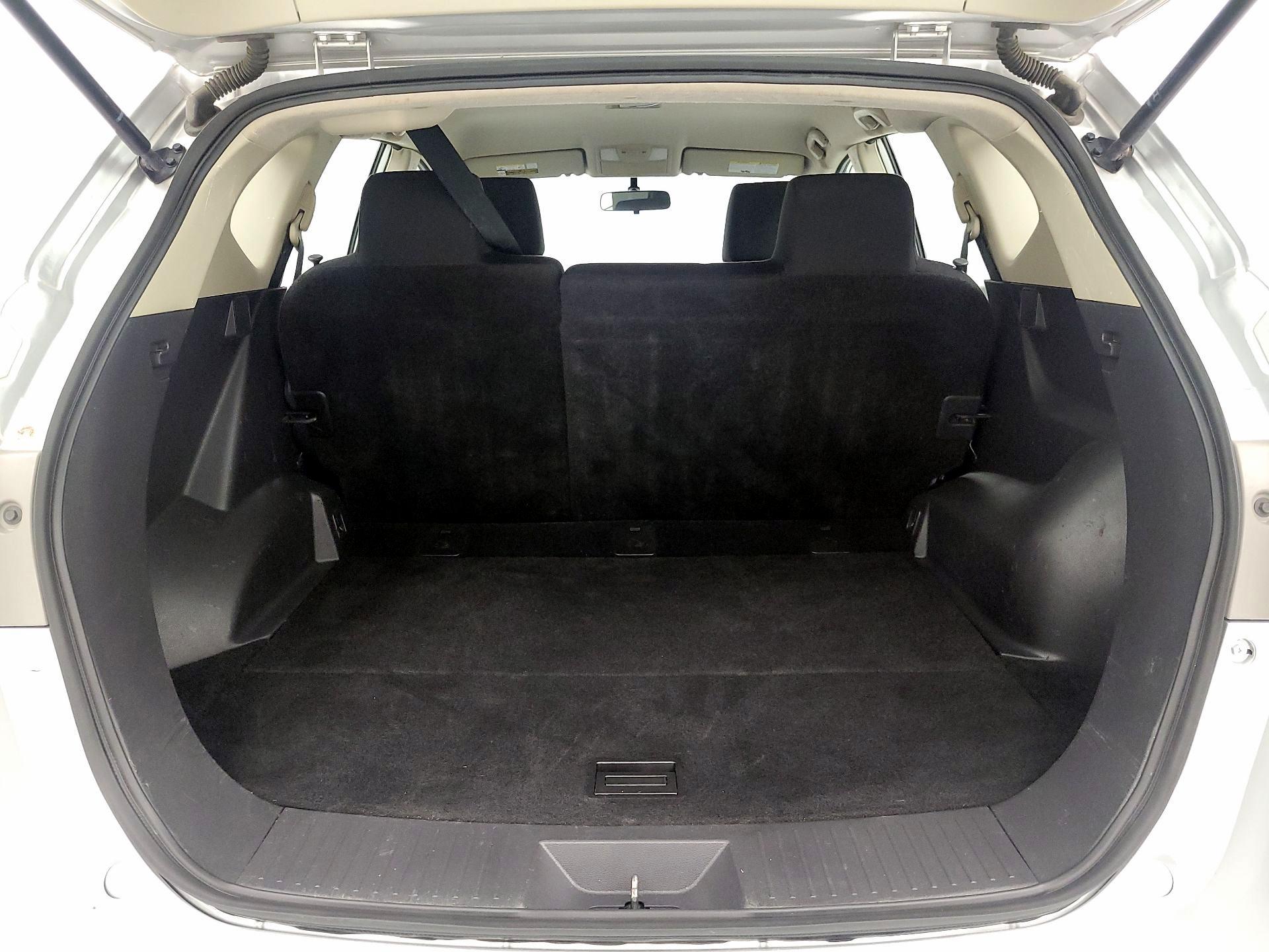 Thumbnail: 2013 Nissan Rogue - 19