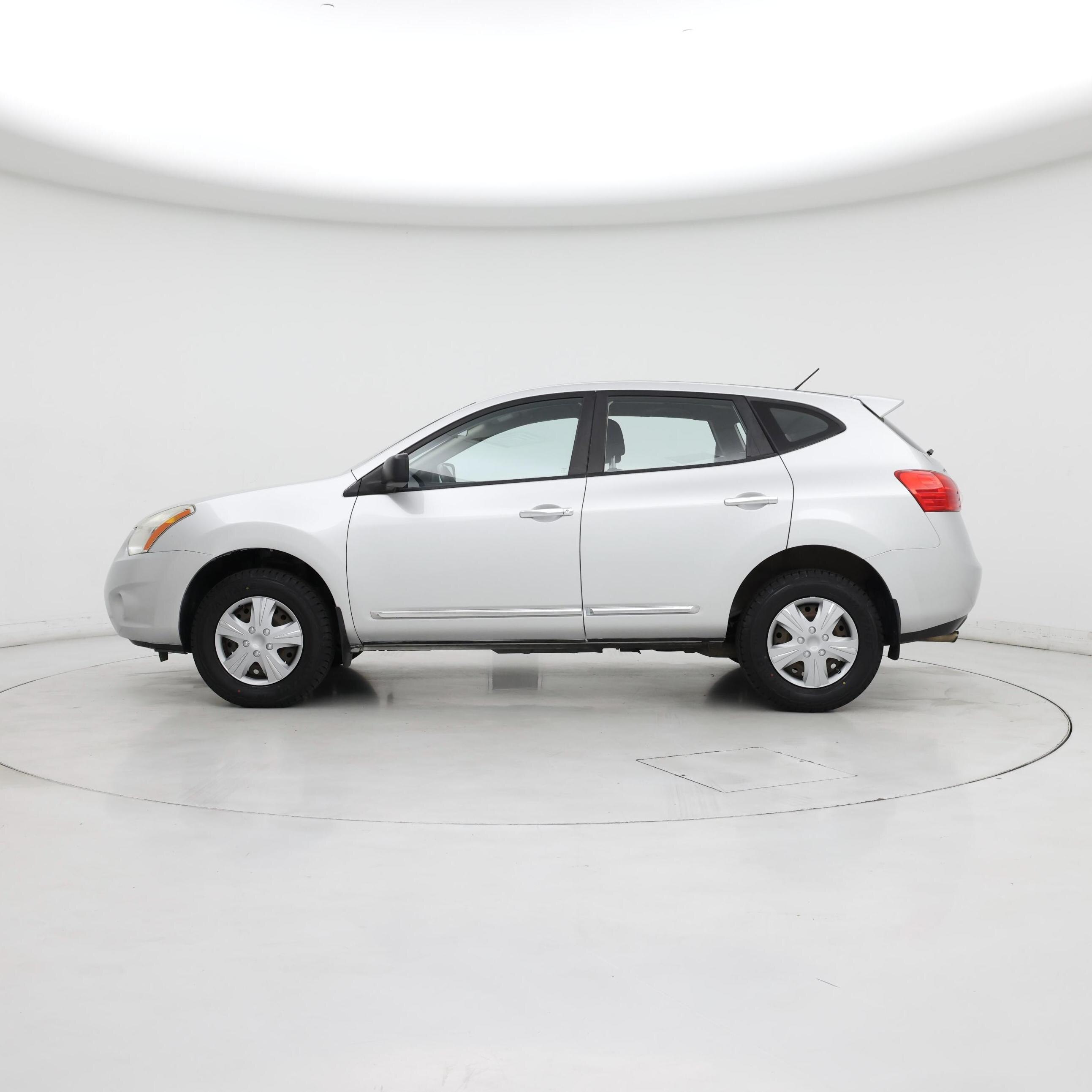 Thumbnail: 2013 Nissan Rogue - 3