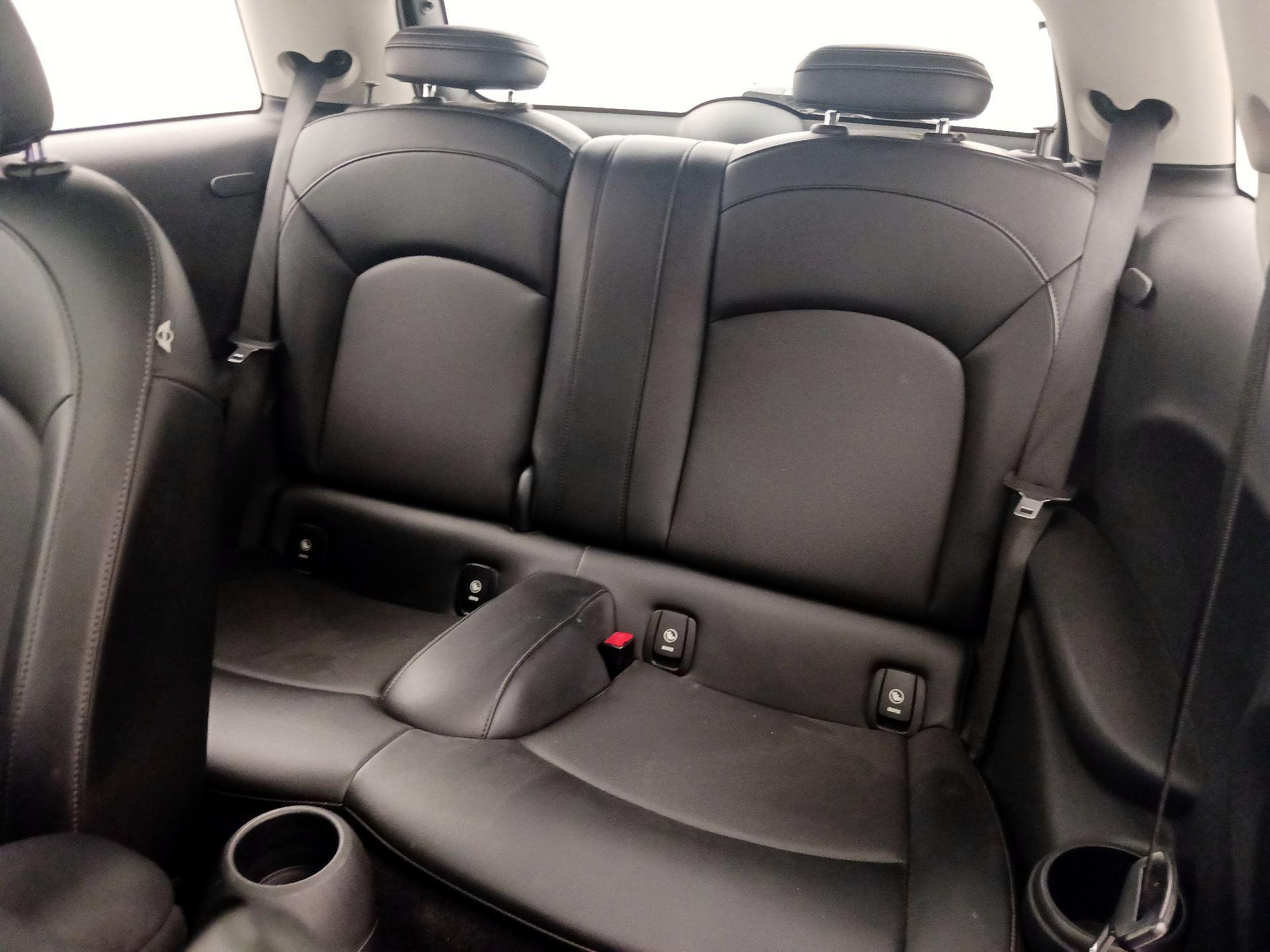 Thumbnail: 2014 MINI Cooper Hardtop - 19