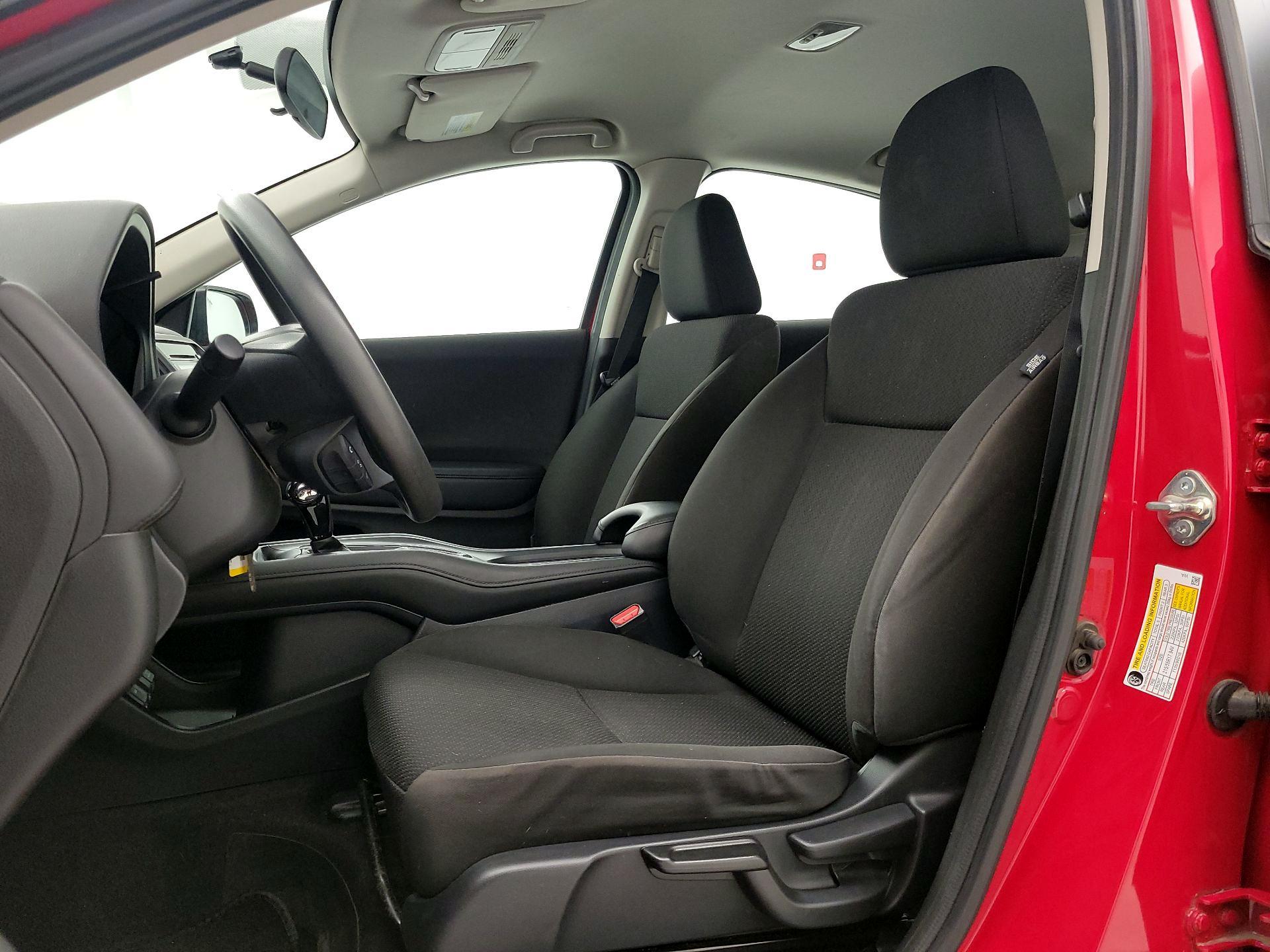 Thumbnail: 2018 Honda HR-V - 11