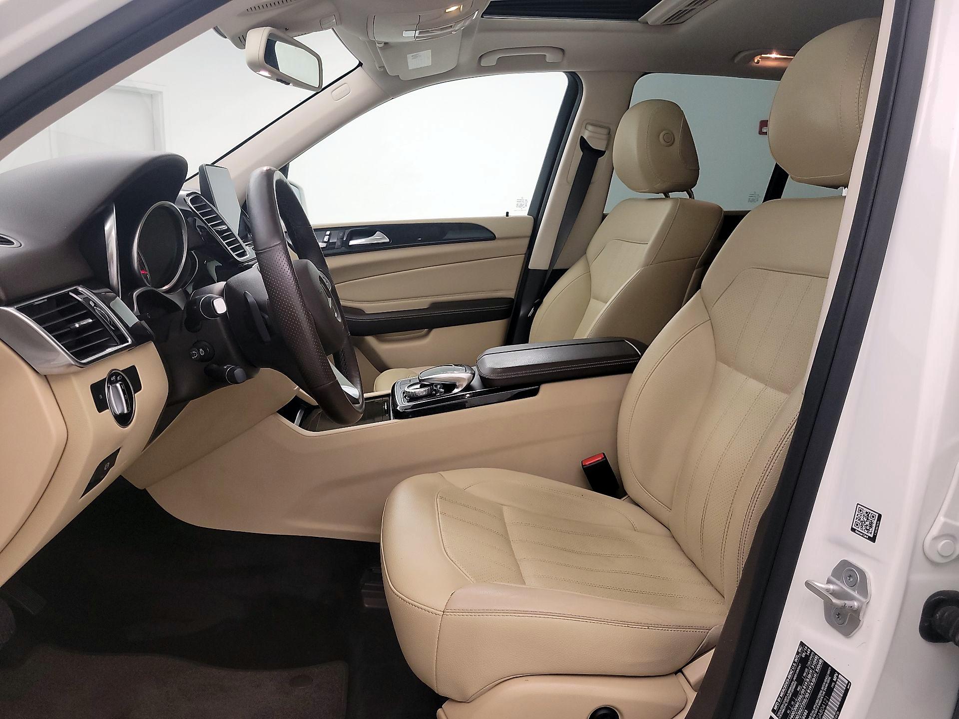 Thumbnail: 2016 Mercedes-Benz GLE - 11