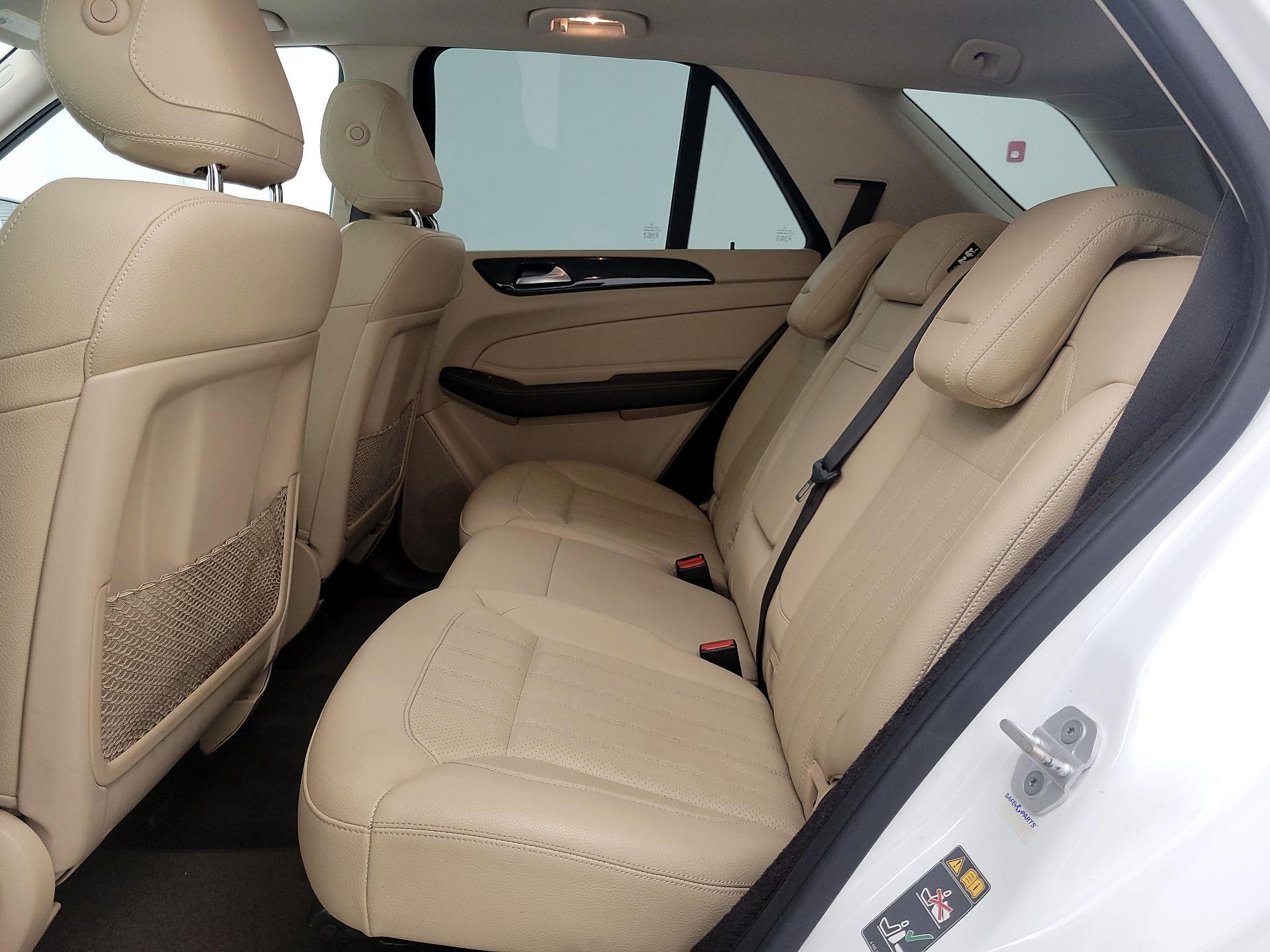 Thumbnail: 2016 Mercedes-Benz GLE - 20