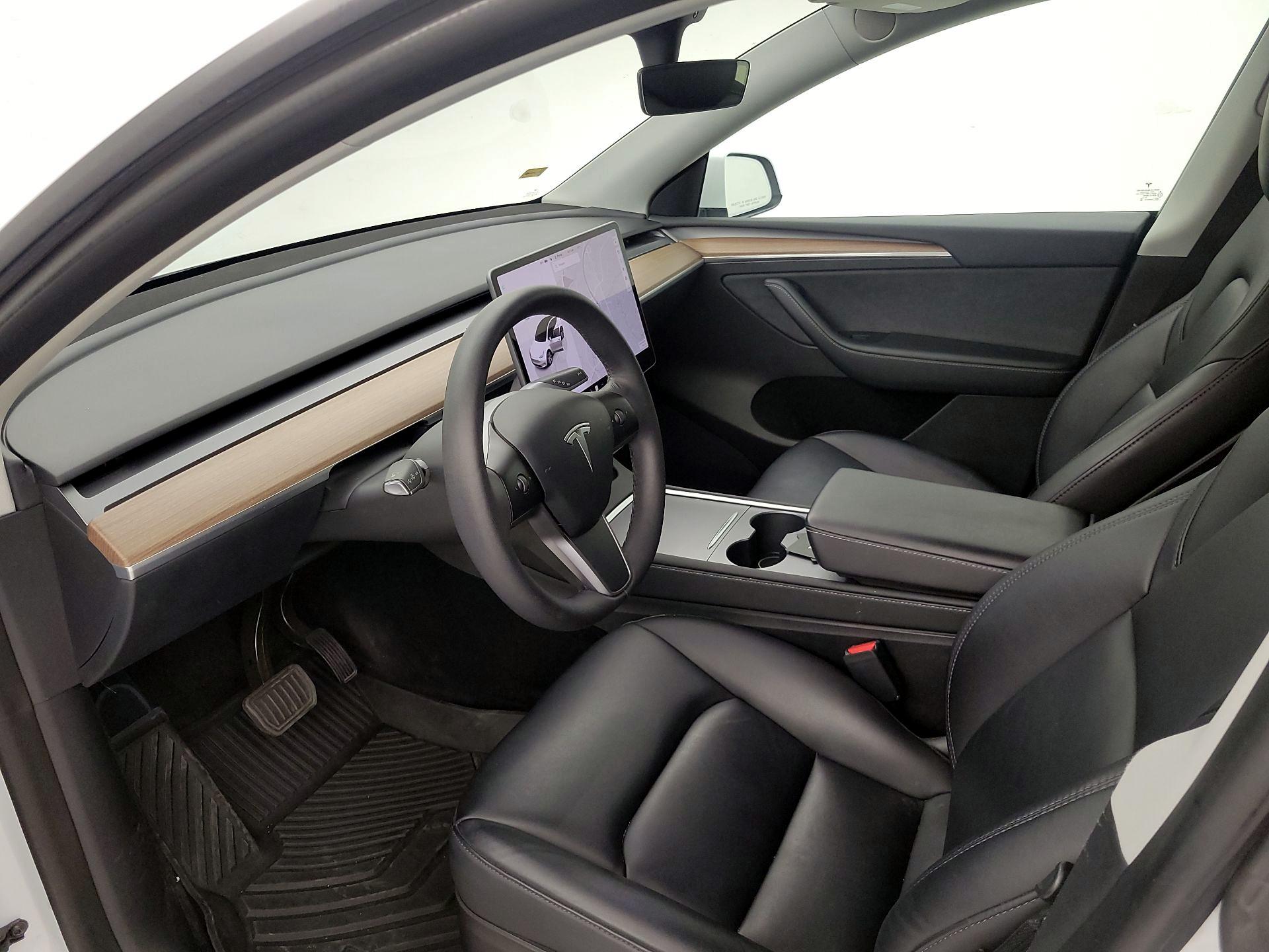 Thumbnail: 2023 Tesla Model Y - 11