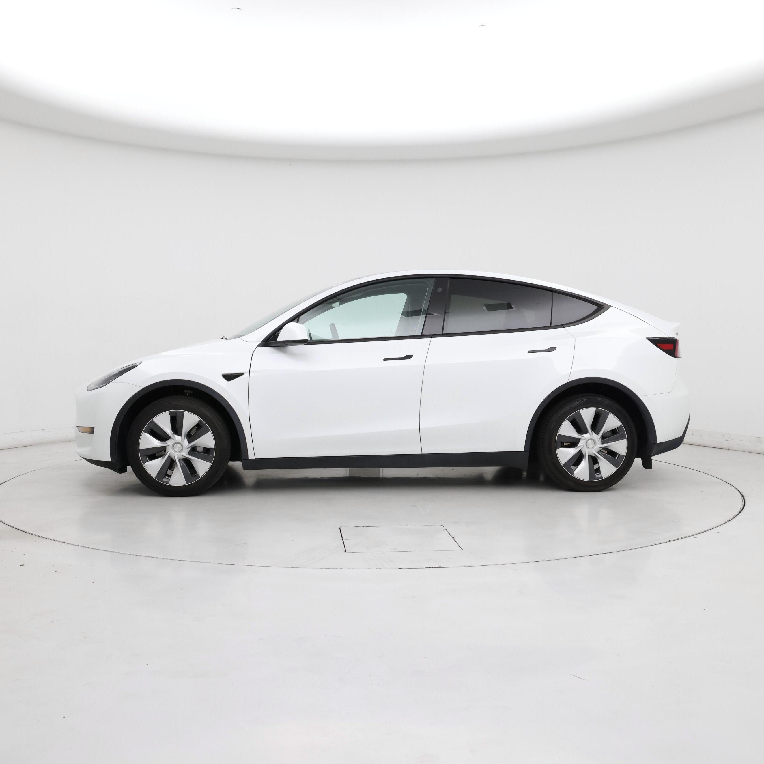 Thumbnail: 2023 Tesla Model Y - 3