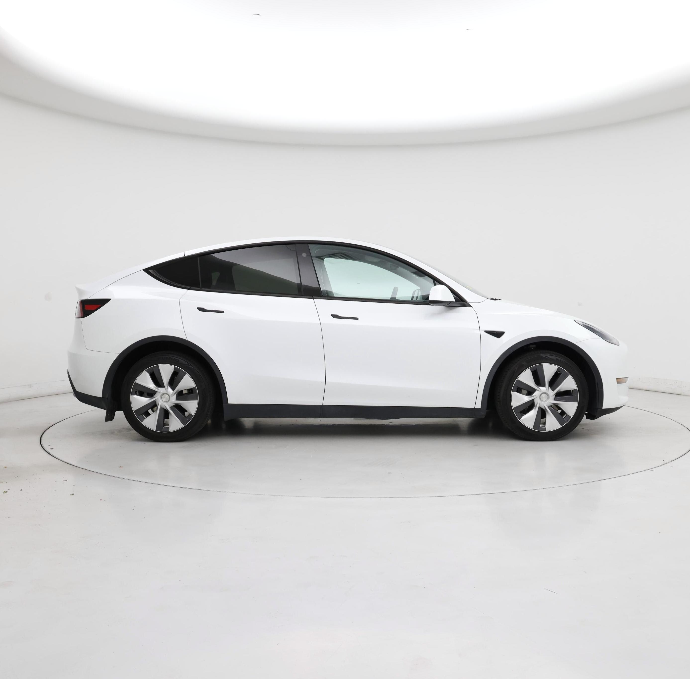 Thumbnail: 2023 Tesla Model Y - 7