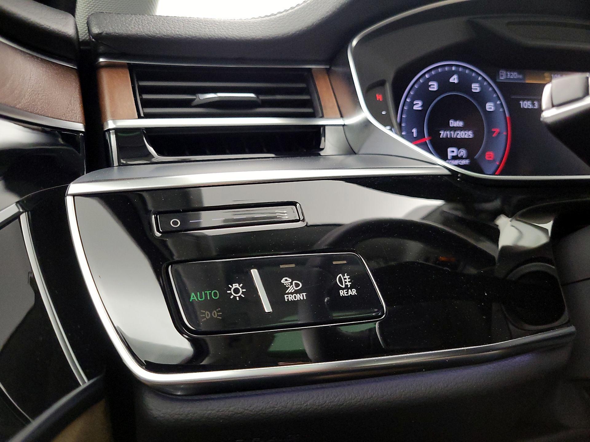 Thumbnail: 2019 Audi A8 - 13