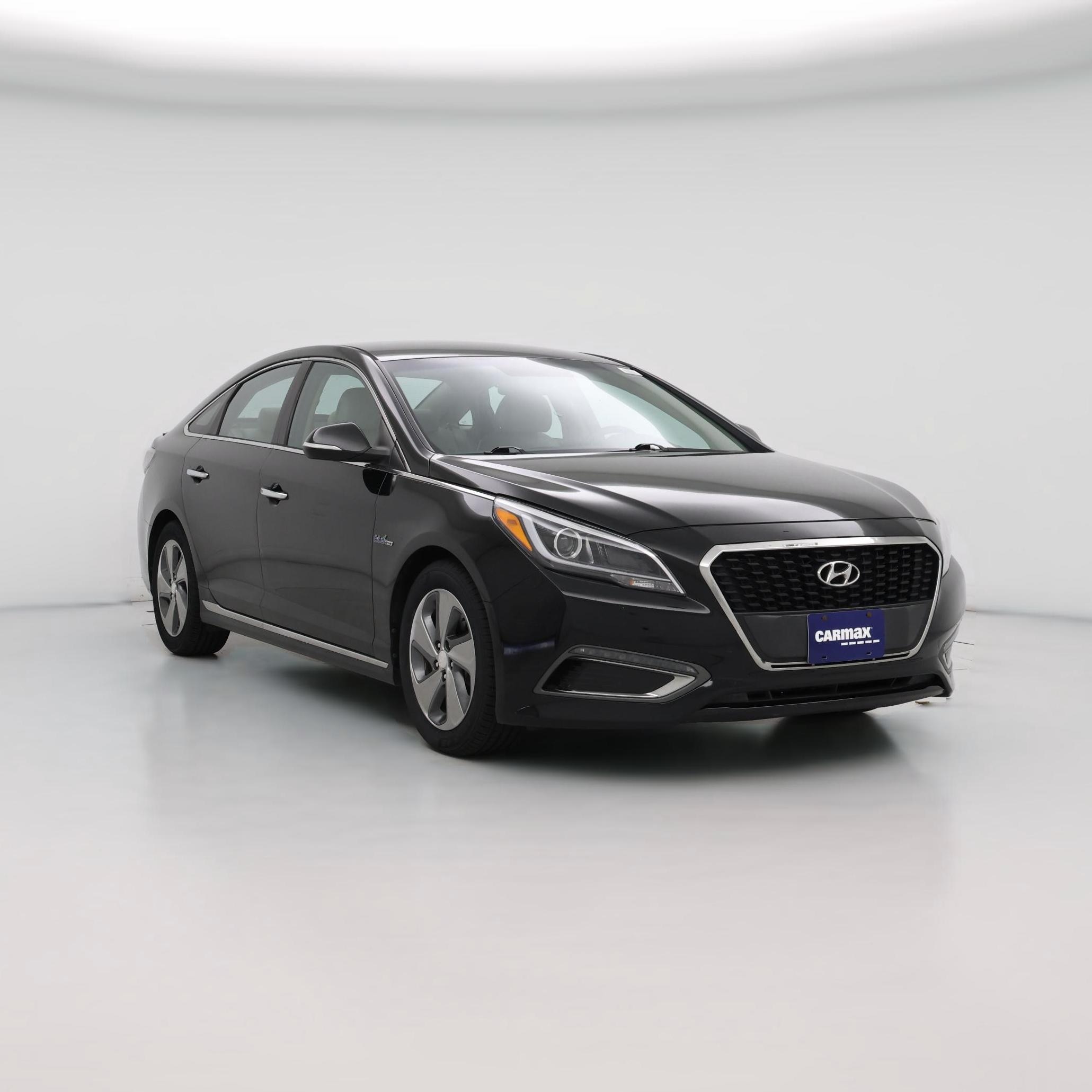 Thumbnail: 2016 Hyundai Sonata - 1