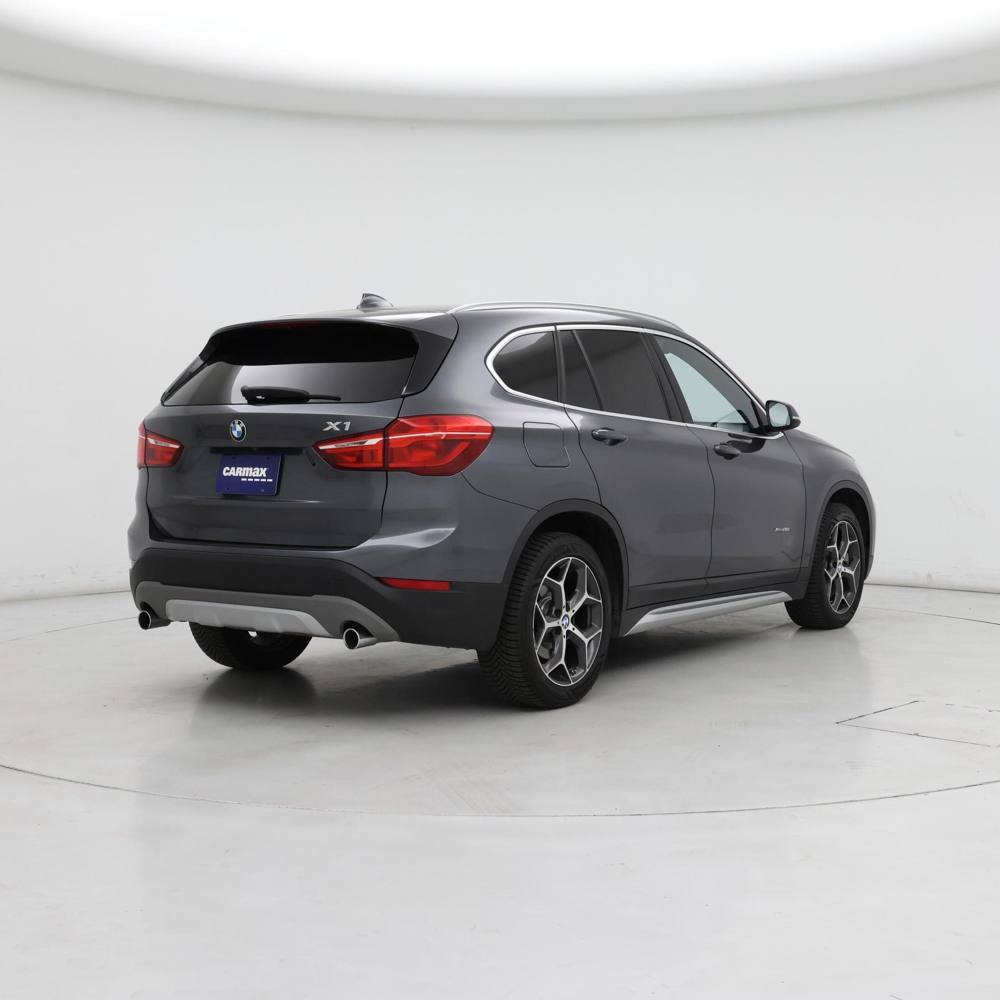 Thumbnail: 2018 BMW X1 - 8