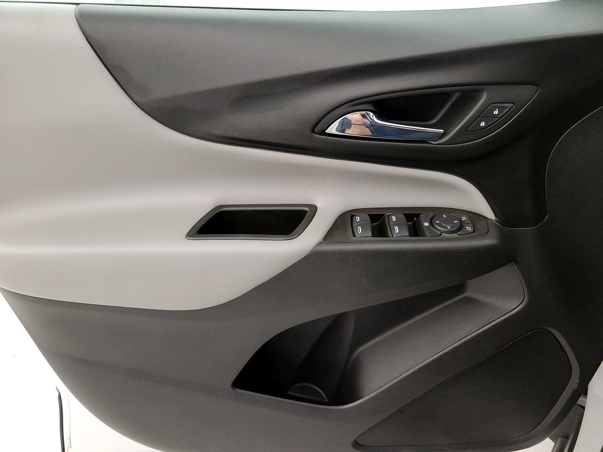 Thumbnail: 2021 Chevrolet Equinox - 12