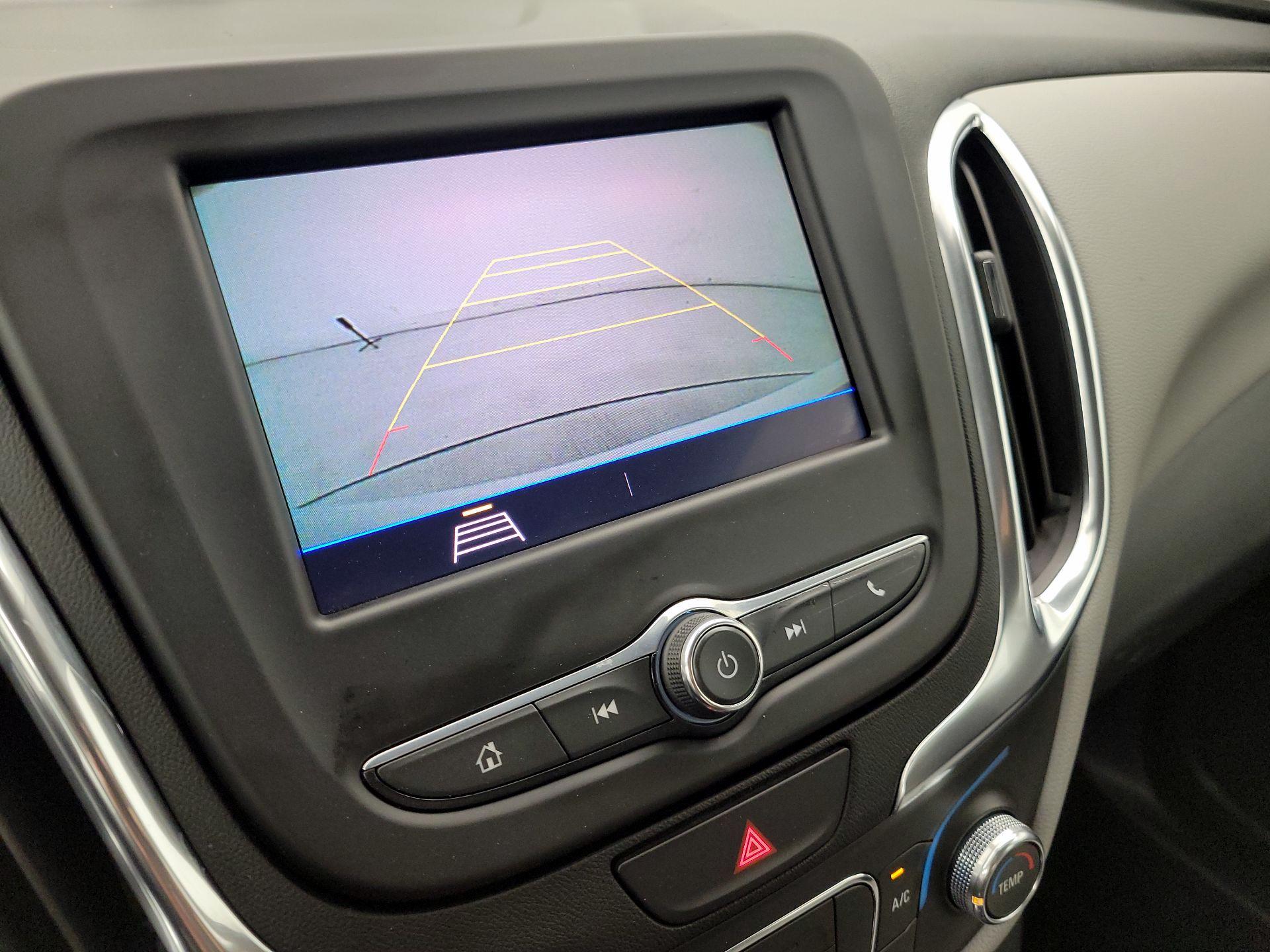 Thumbnail: 2021 Chevrolet Equinox - 14
