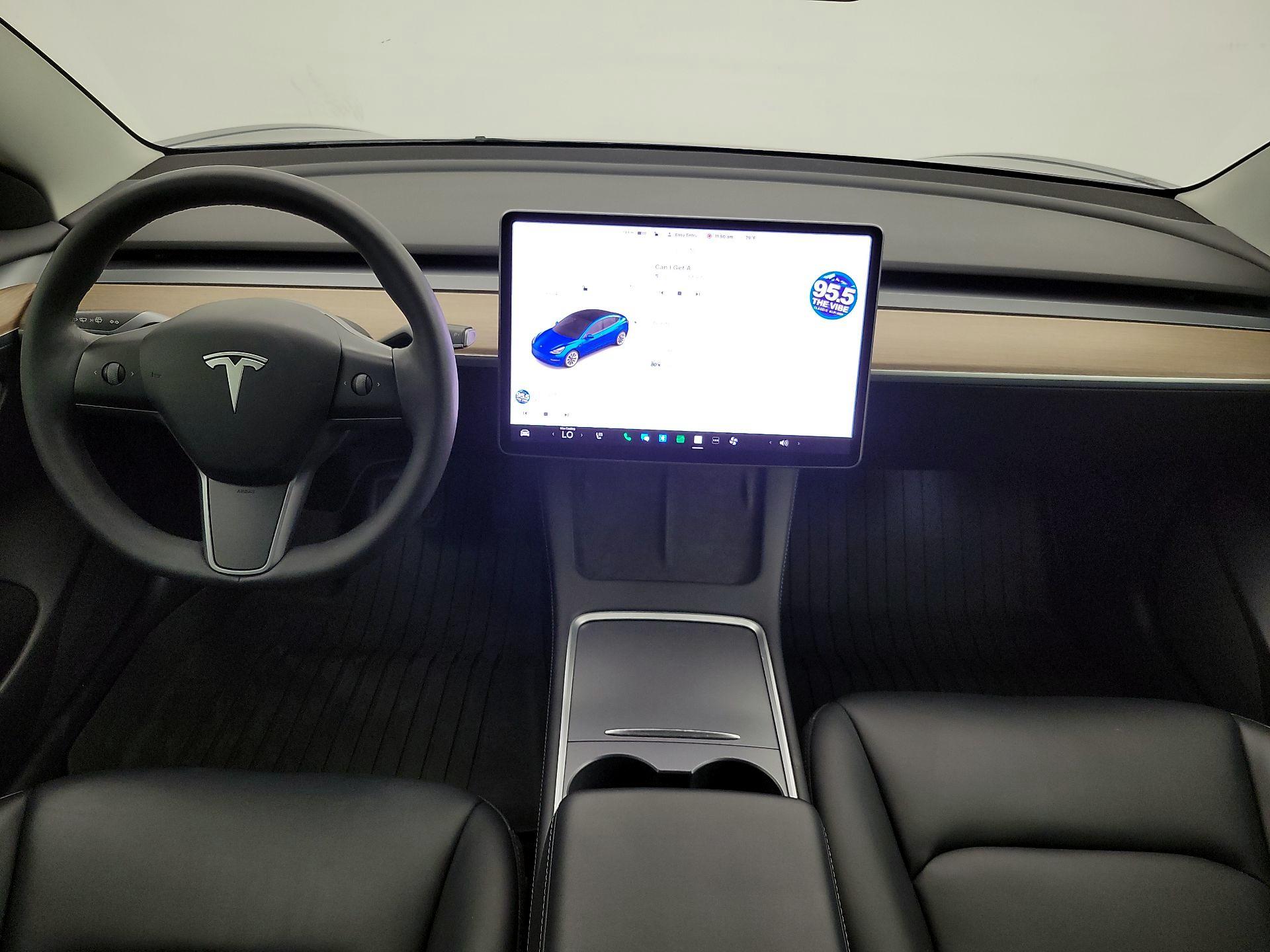 Thumbnail: 2022 Tesla Model 3 - 9